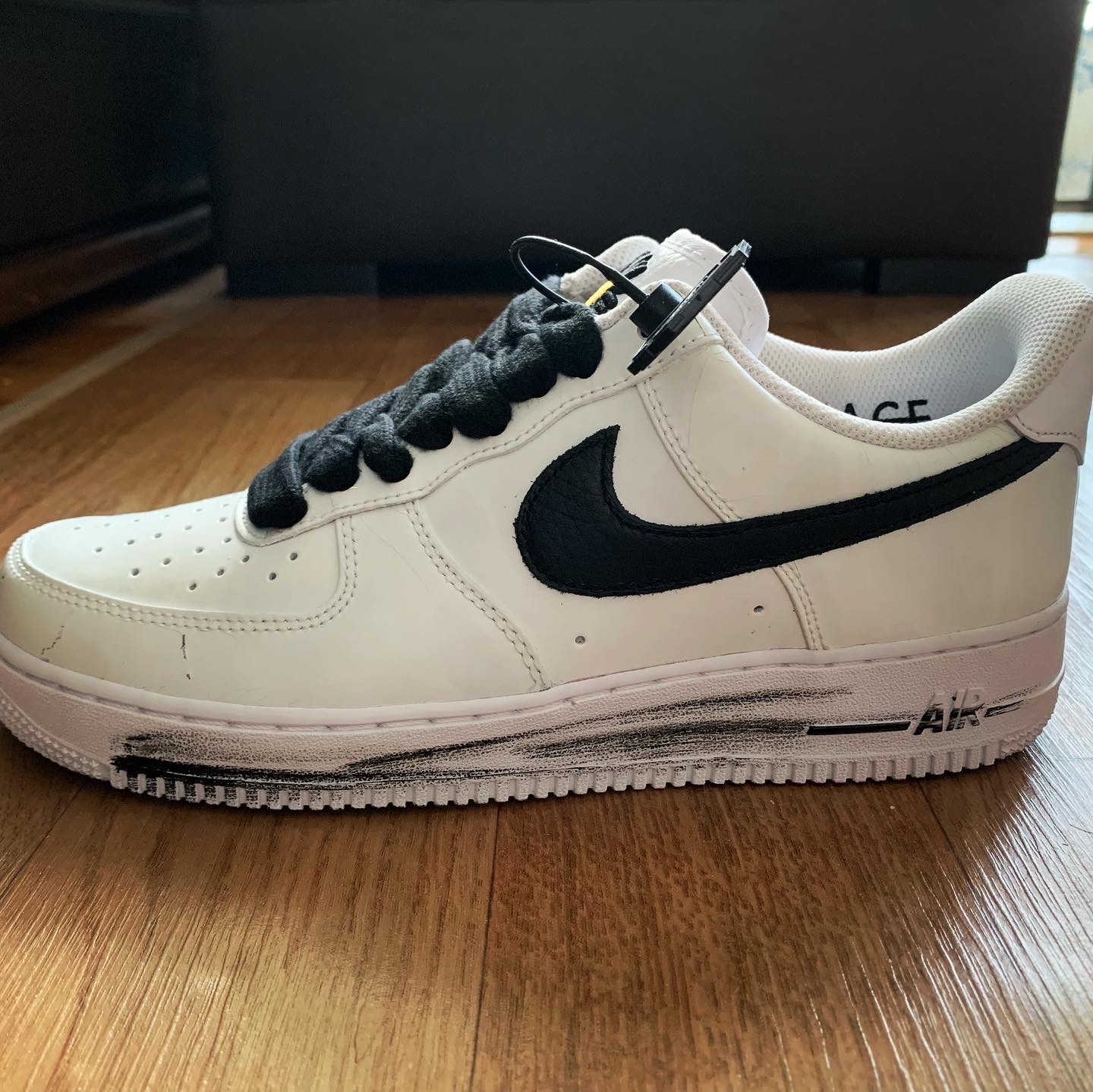 Nike x Peaceminusone Air Force 1 Low Para-Noise 2.0 착용 스타일 - 4