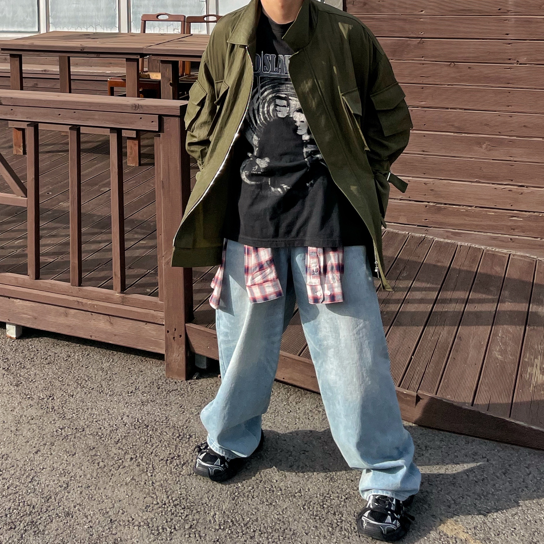 Balenciaga 3XL Sneakers Black White, Project G/R Mind Slaughter Vintage Washeed T-Shirt Black 착용 스타일 - 4