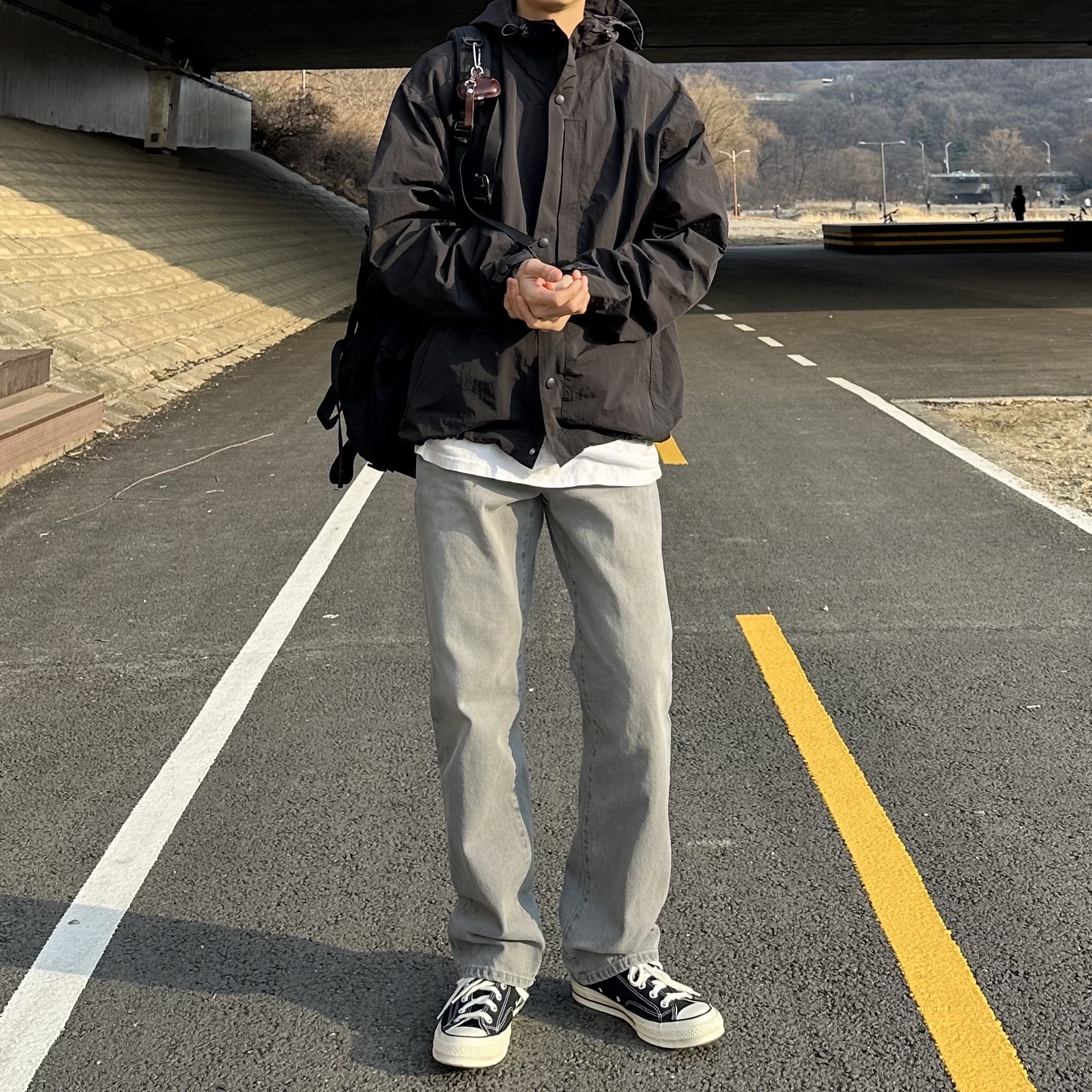 Converse Chuck 70 Hi Black 착용 스타일 - 1