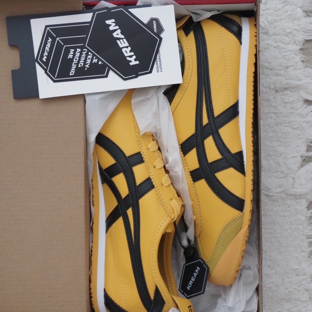 Onitsuka Tiger Mexico 66 Yellow Black 착용 스타일 - 5