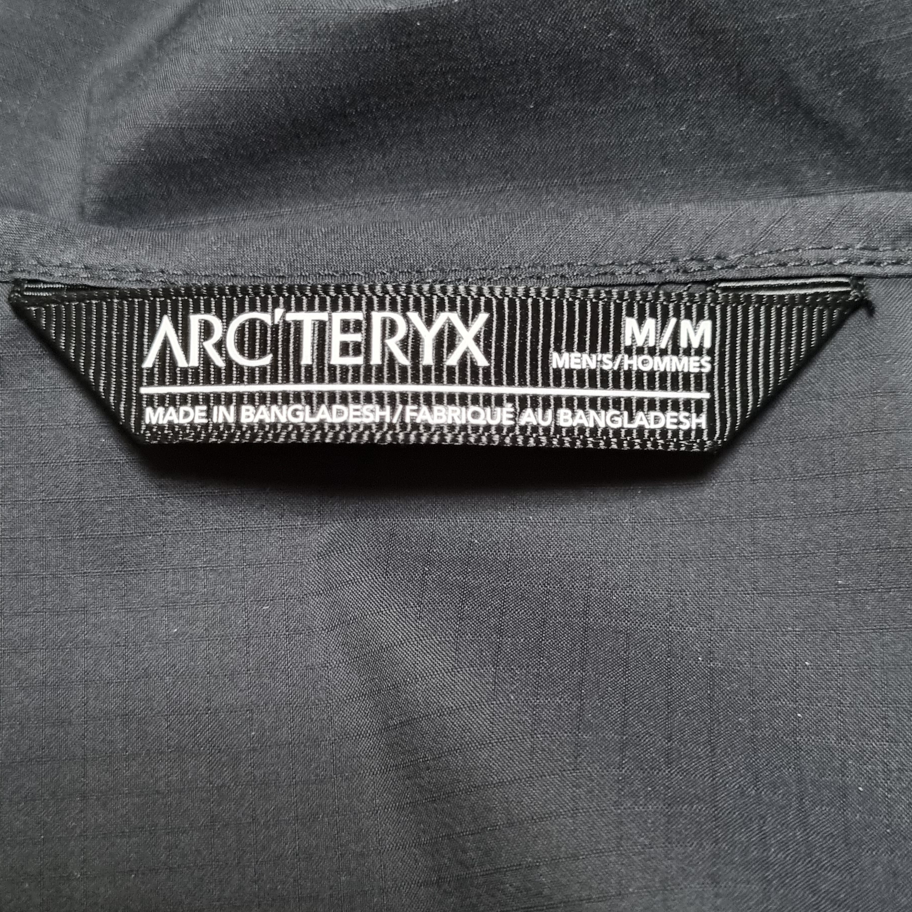 Arc'teryx Squamish Hoody Black 착용 스타일 - 2