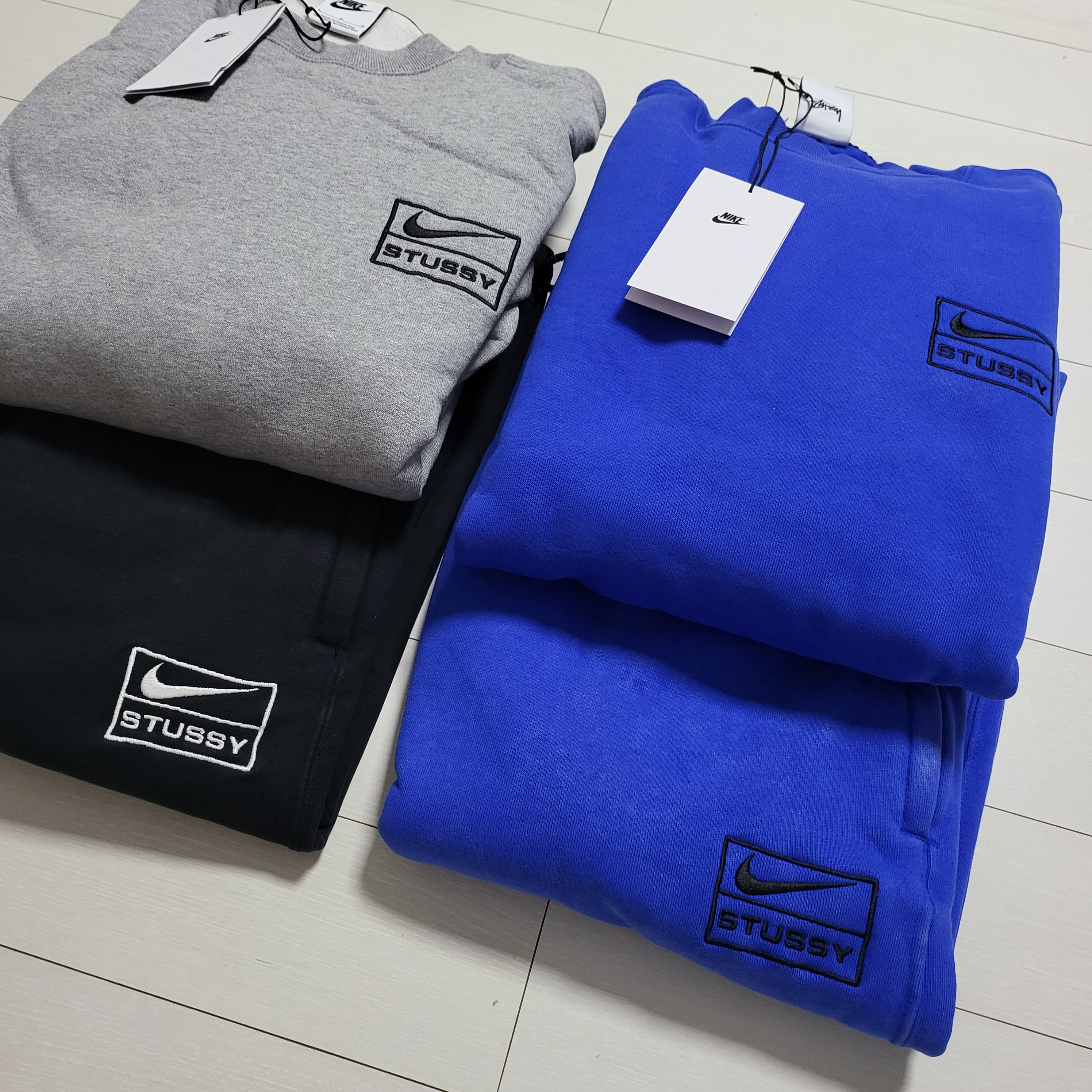 Nike x Stussy NRG Acid Washed Fleece Pants Game Royal (DR4025-480), Nike x Stussy NRG Washed Fleece Pants Black (DO5296-010) 착용 스타일