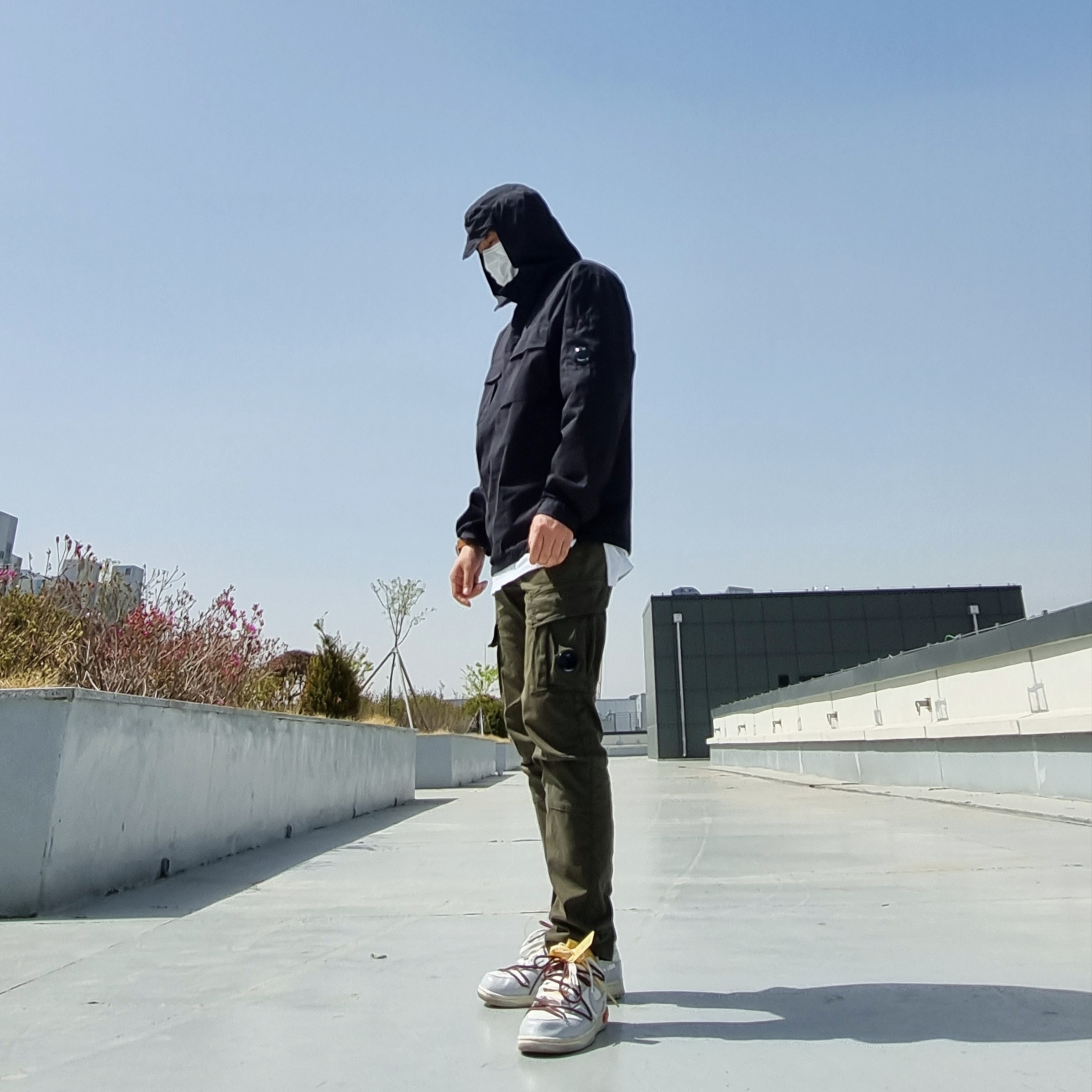 Nike x Off-White Dunk Low The 50 - Lot 46, C.P. Company Stretch Sateen Lens Cargo Pants Ivy Green - 23SS 착용 스타일 - 1