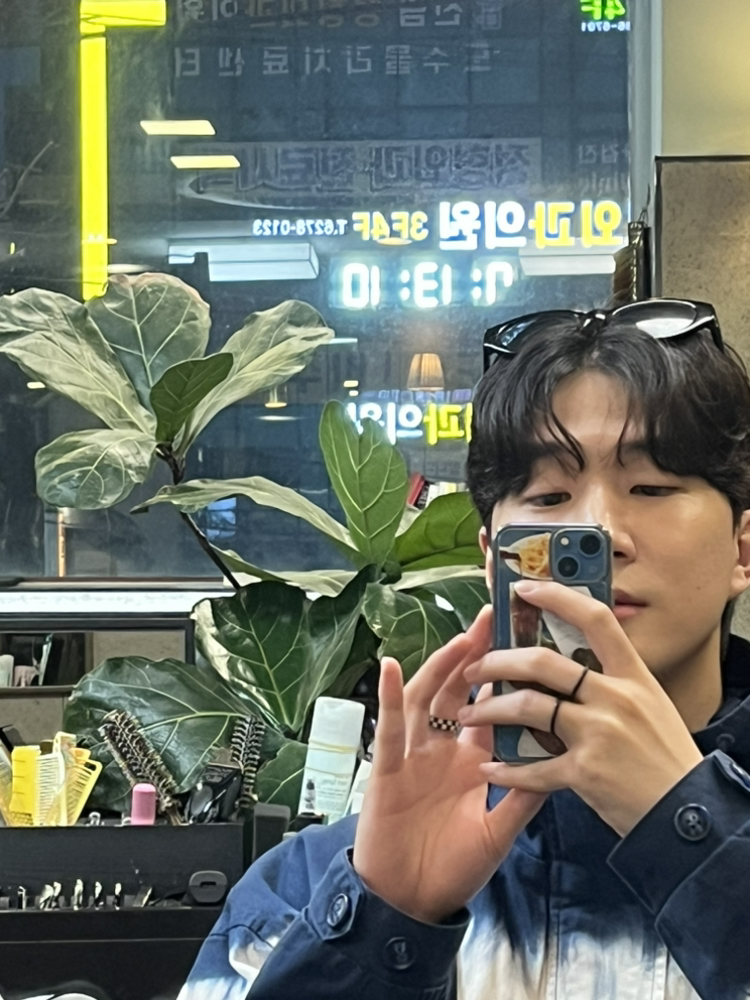 KREAM 프로필 이미지