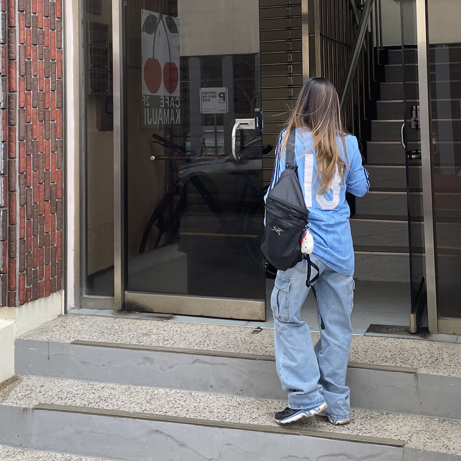 Arc'teryx Heliad 15 Backpack Black, Salomon XT-6 Clear Black Riviera 착용 스타일 - 1