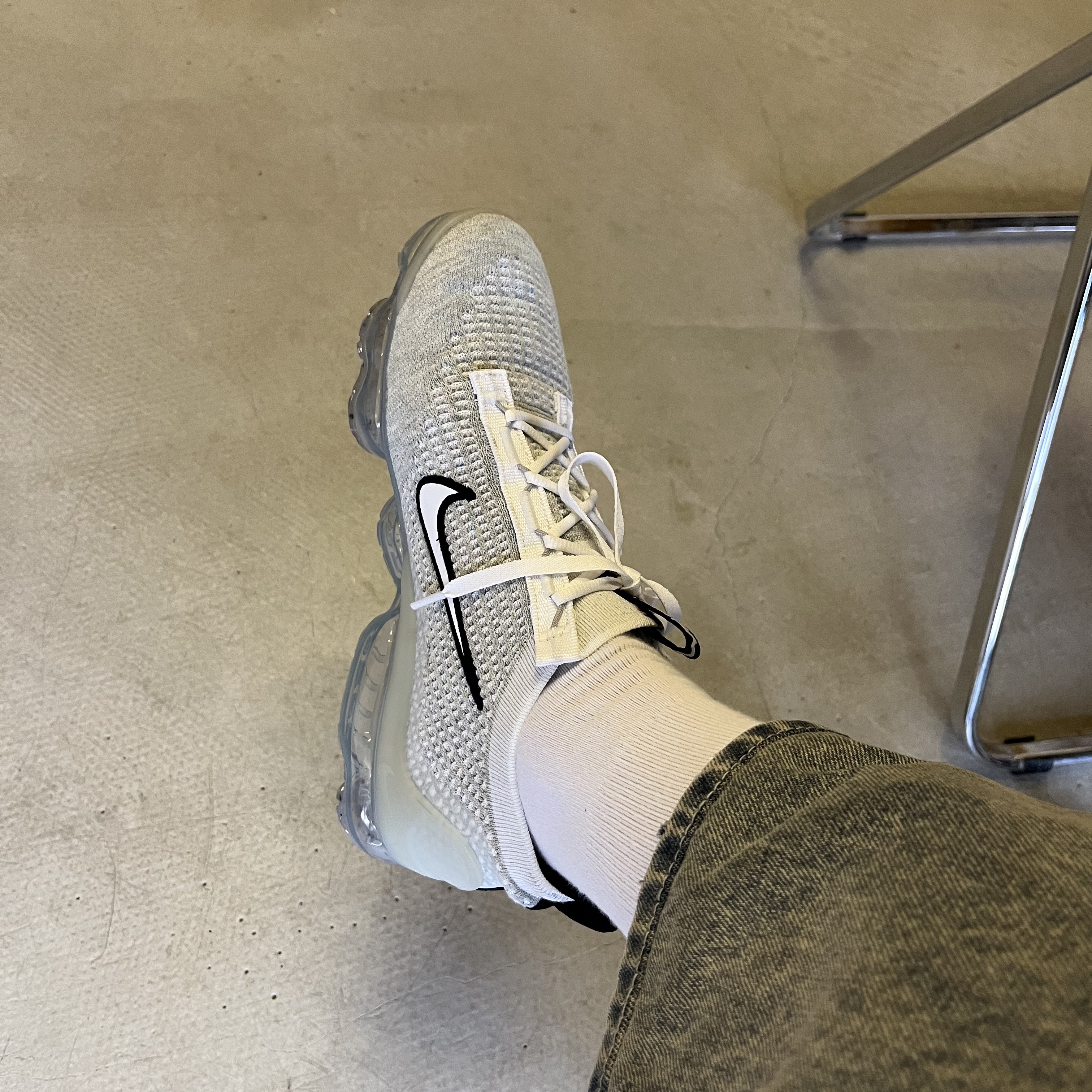 Nike Air VaporMax 2021 Flyknit White 착용 스타일
