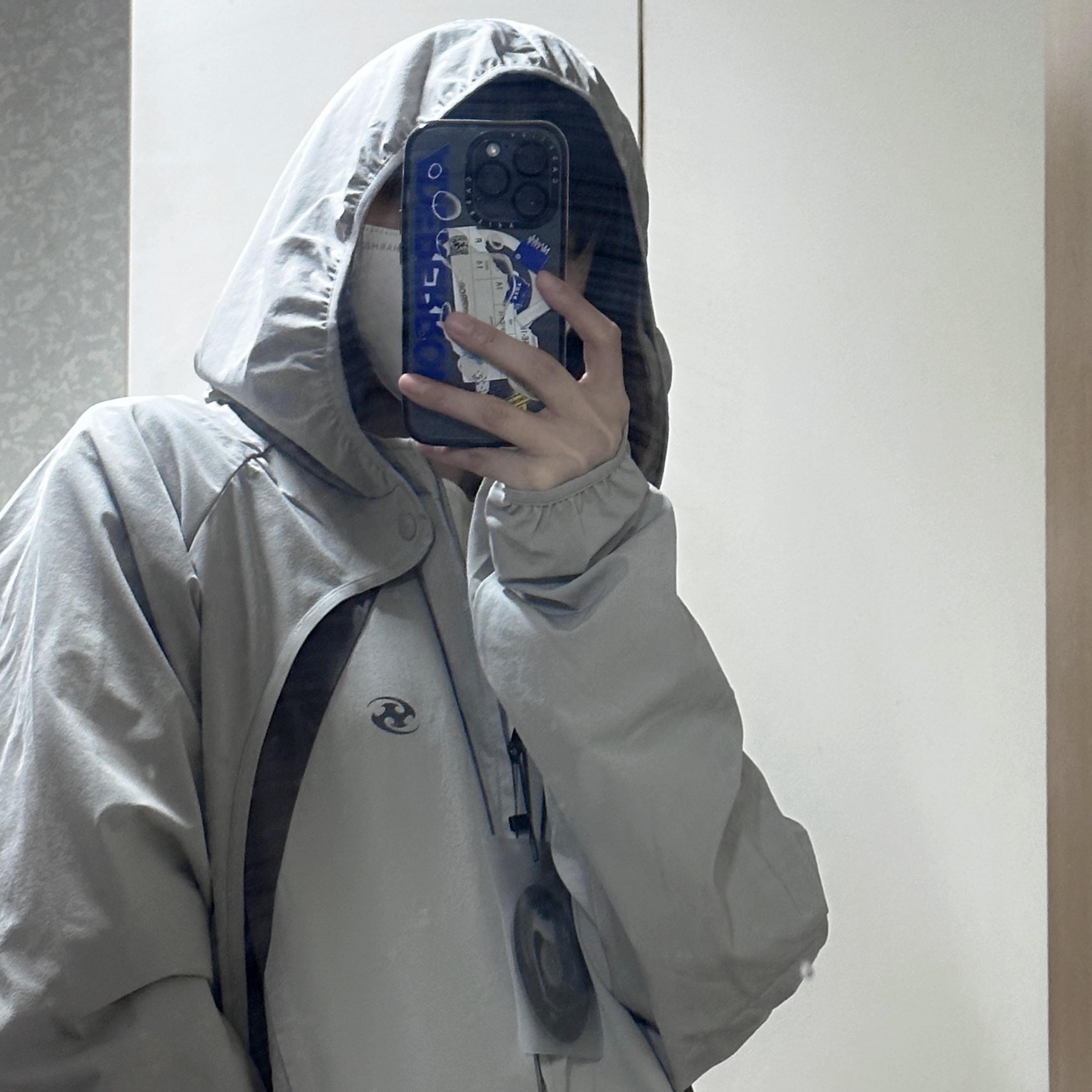 Casetify x Ader Error iPhone Sticker Magsafe Case Clear, Sansan Gear Conversion Jacket Grey - 23SS 착용 스타일