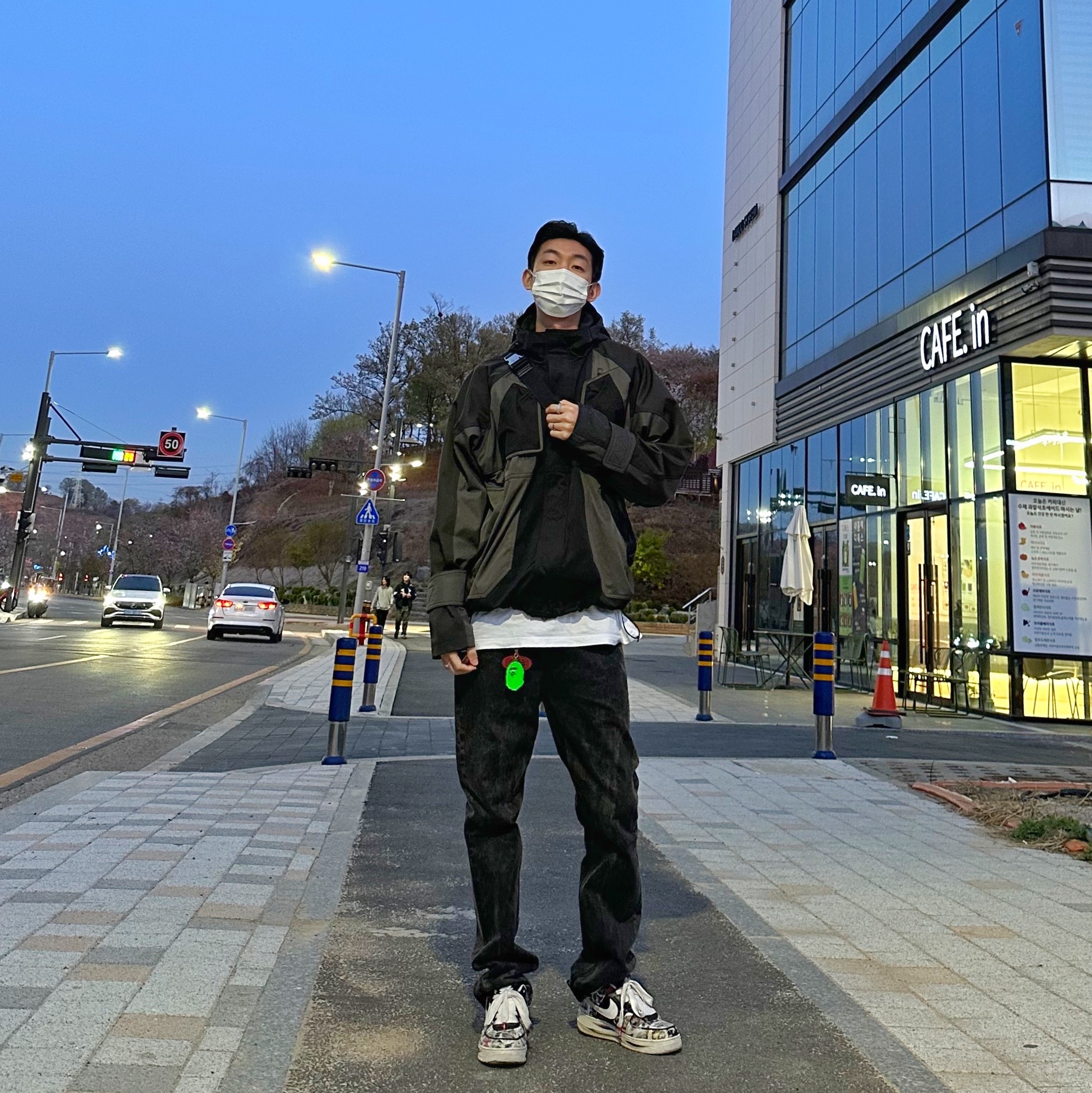 Undermycar Oak Double Chest Flap Shell Parka Vetiver - 22FW, Nike x Peaceminusone Air Force 1 Low Para-Noise 착용 스타일