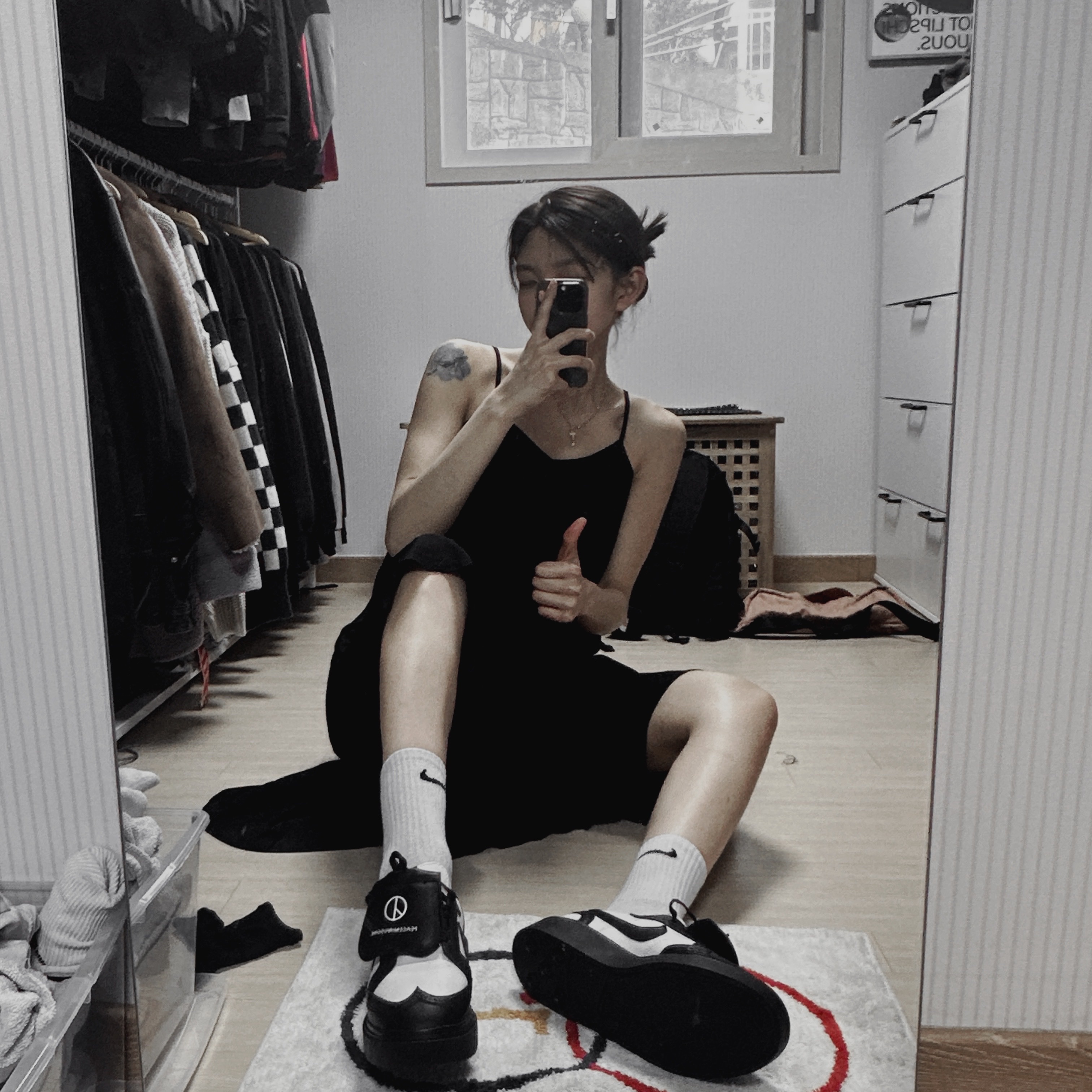 Nike x Peaceminusone Kwondo1 Black and White 착용 스타일 - 2