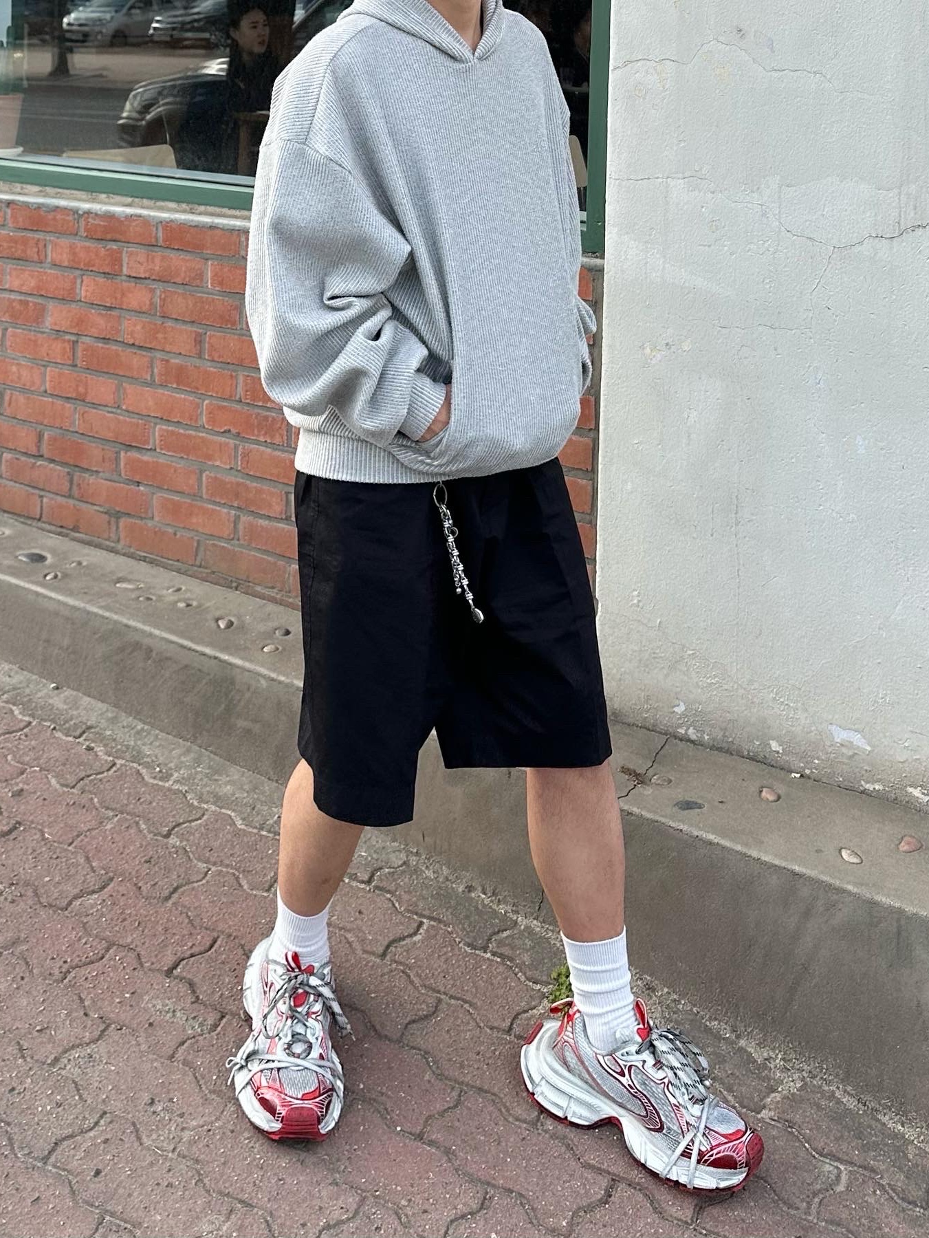 Balenciaga 3XL Sneakers White Red 착용 스타일 - 3