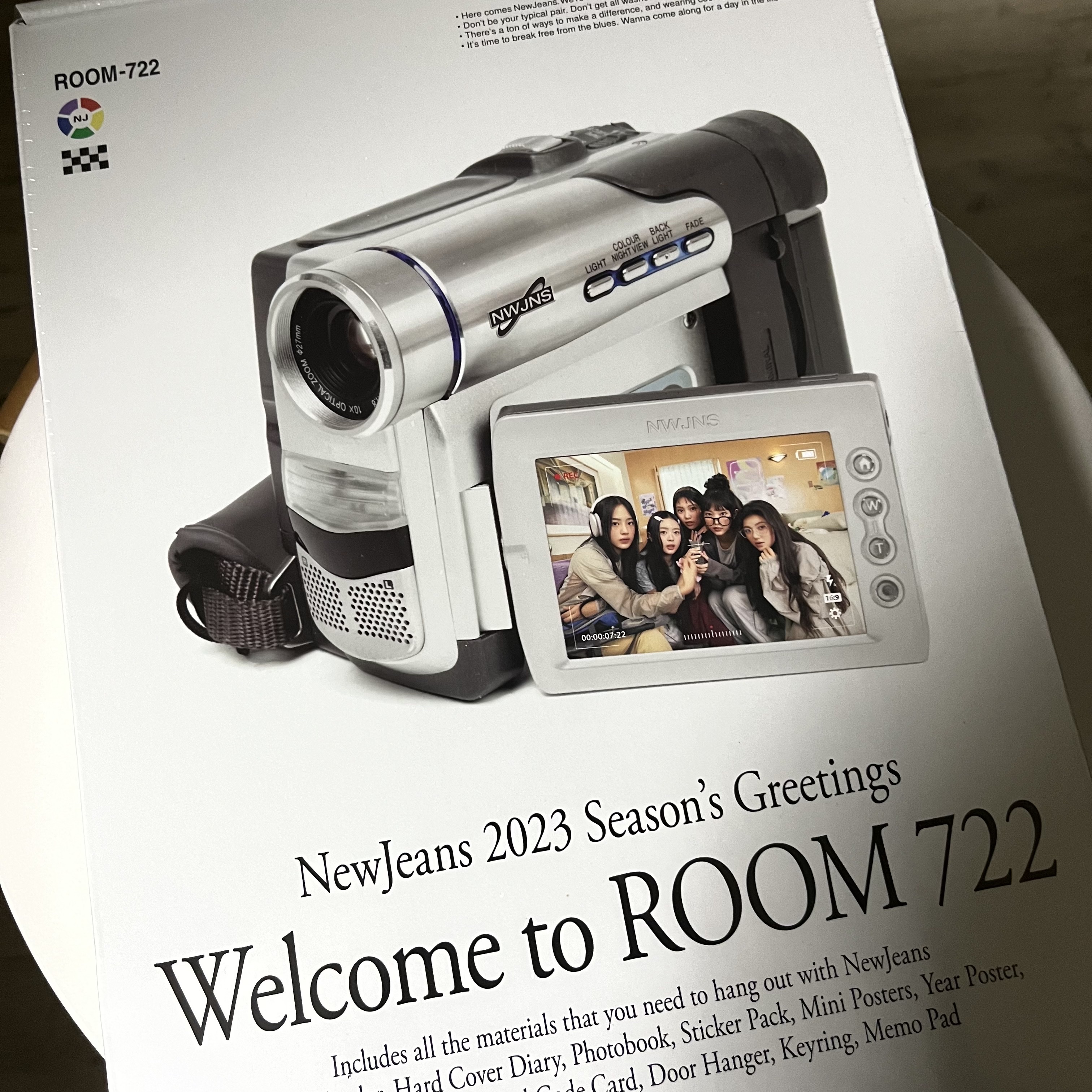 NewJeans Welcome to Room 722 Season’s Greetings 2023 착용 스타일