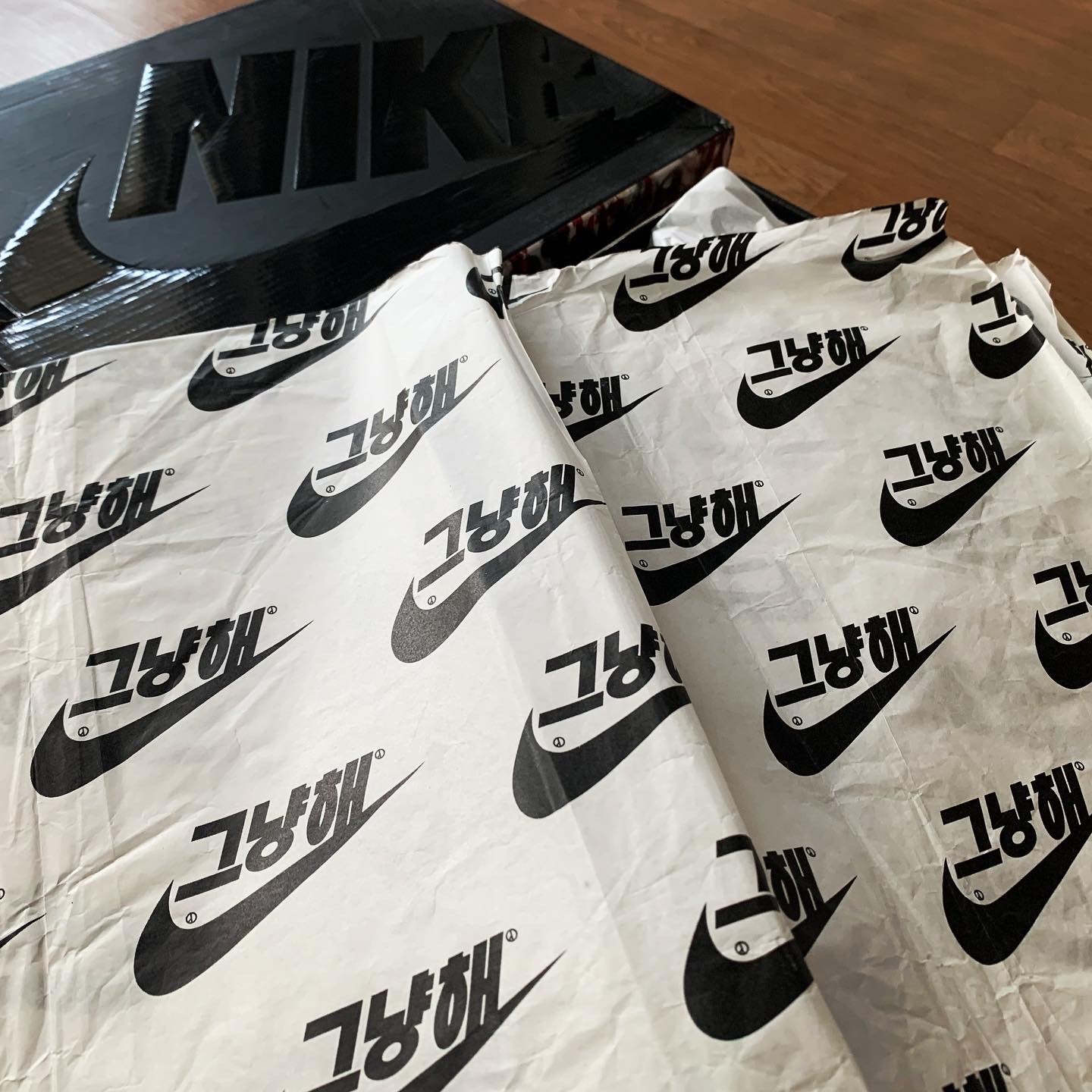 Nike x Peaceminusone Air Force 1 Low Para-Noise 2.0 착용 스타일 - 5