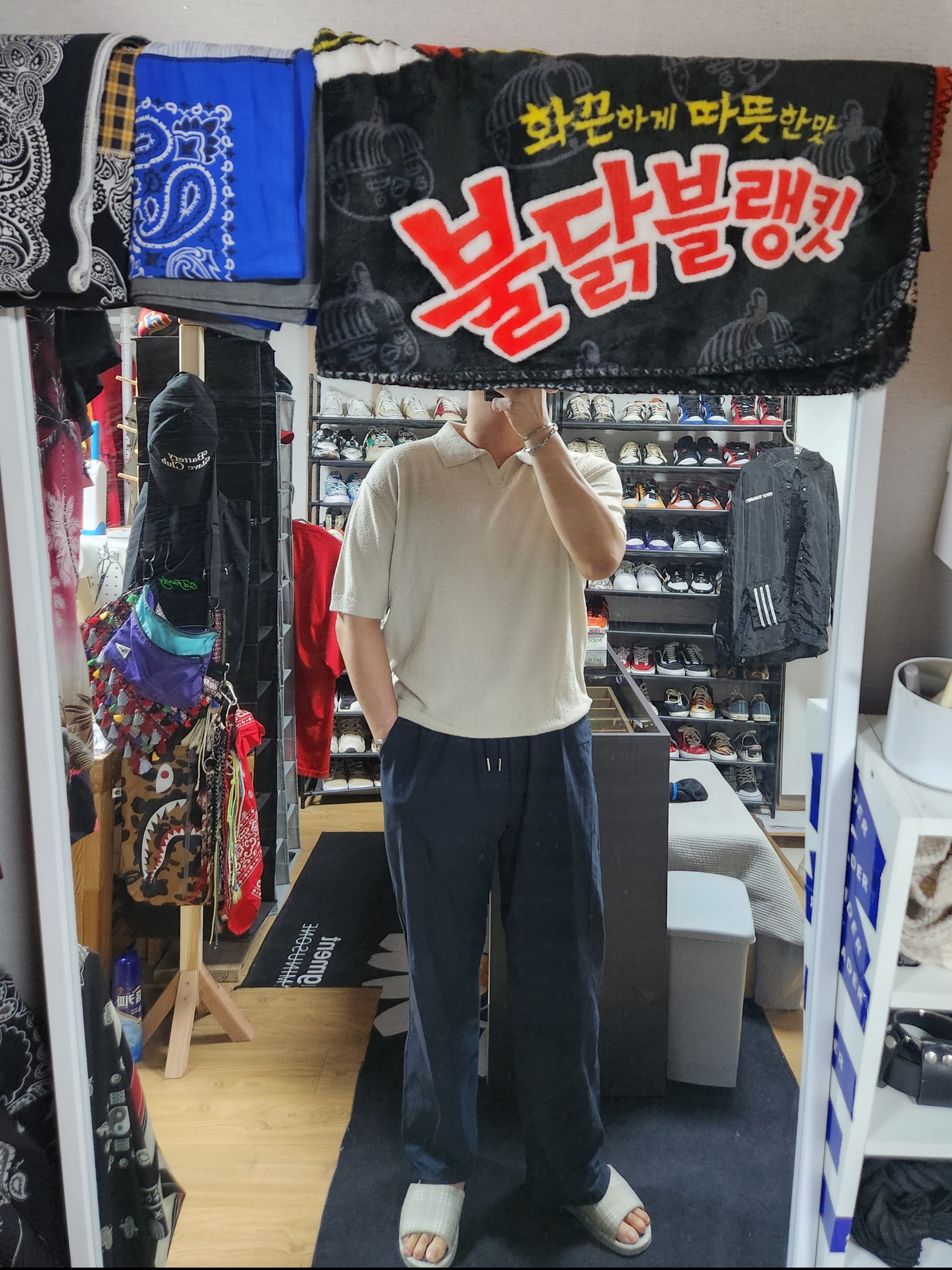 Samsung Galaxy Watch4 44mm Wooyoungmi Edition (Korean Ver.), Jil Sander Logo T-Shirt Natural 착용 스타일 - 3