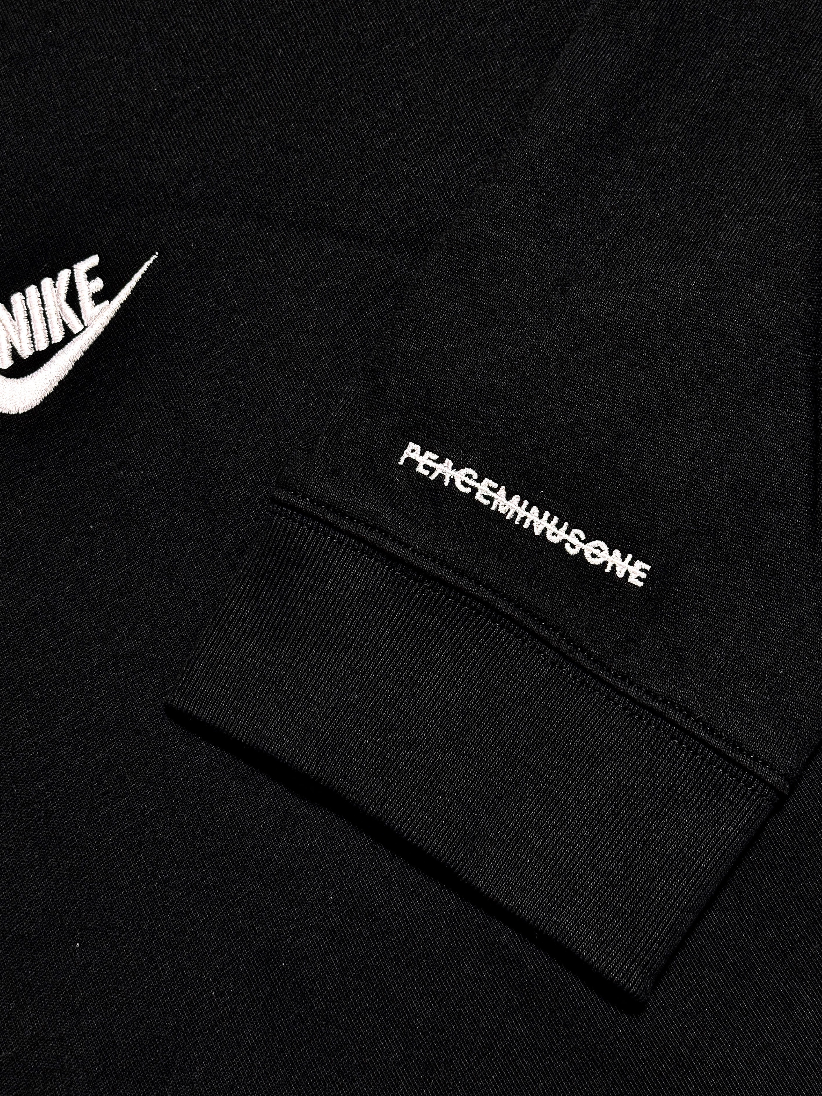 Nike x Peaceminusone LS T-Shirt Black (DR0098-010) 착용 스타일 - 4