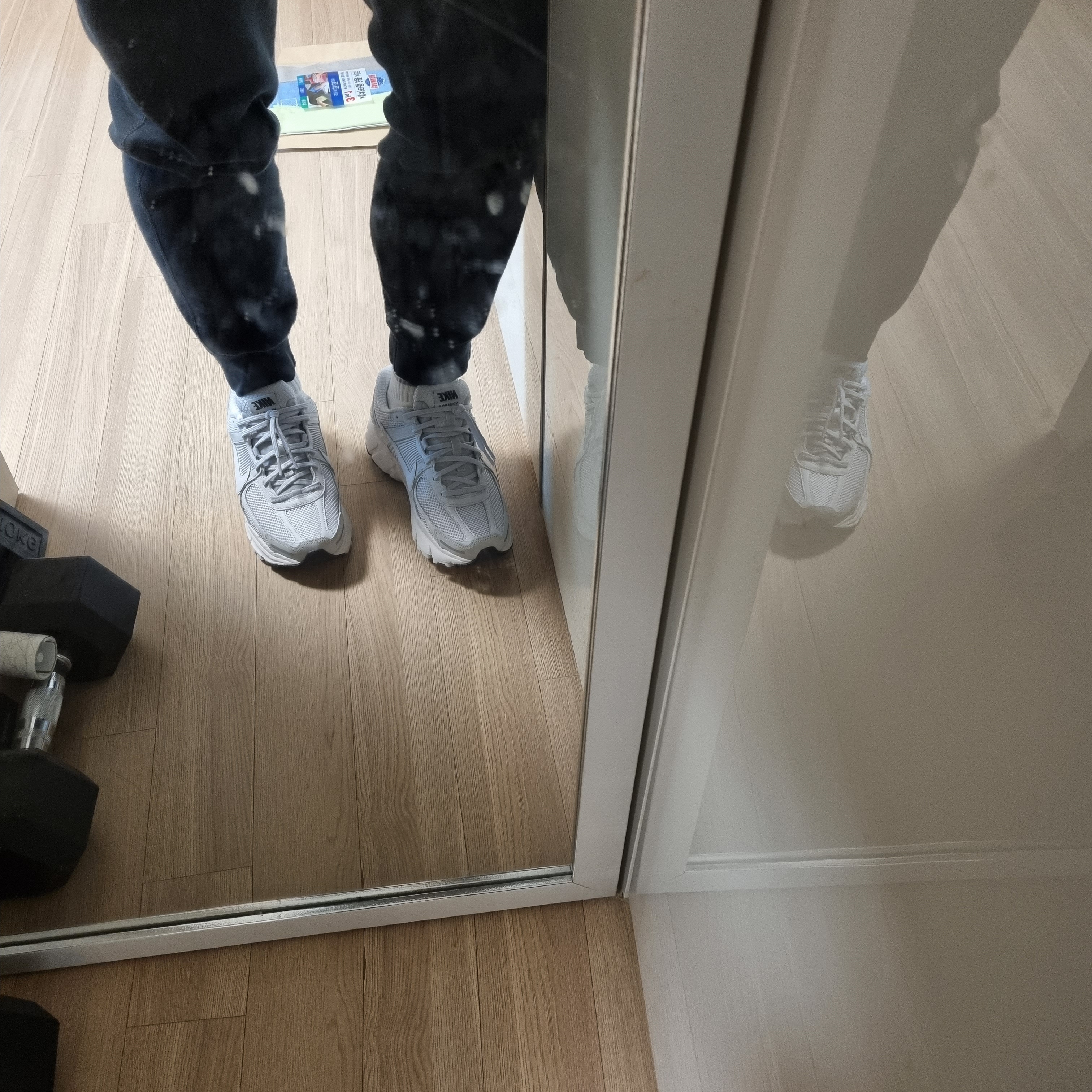 Nike Zoom Vomero 5 SP Vast Grey 2023 착용 스타일
