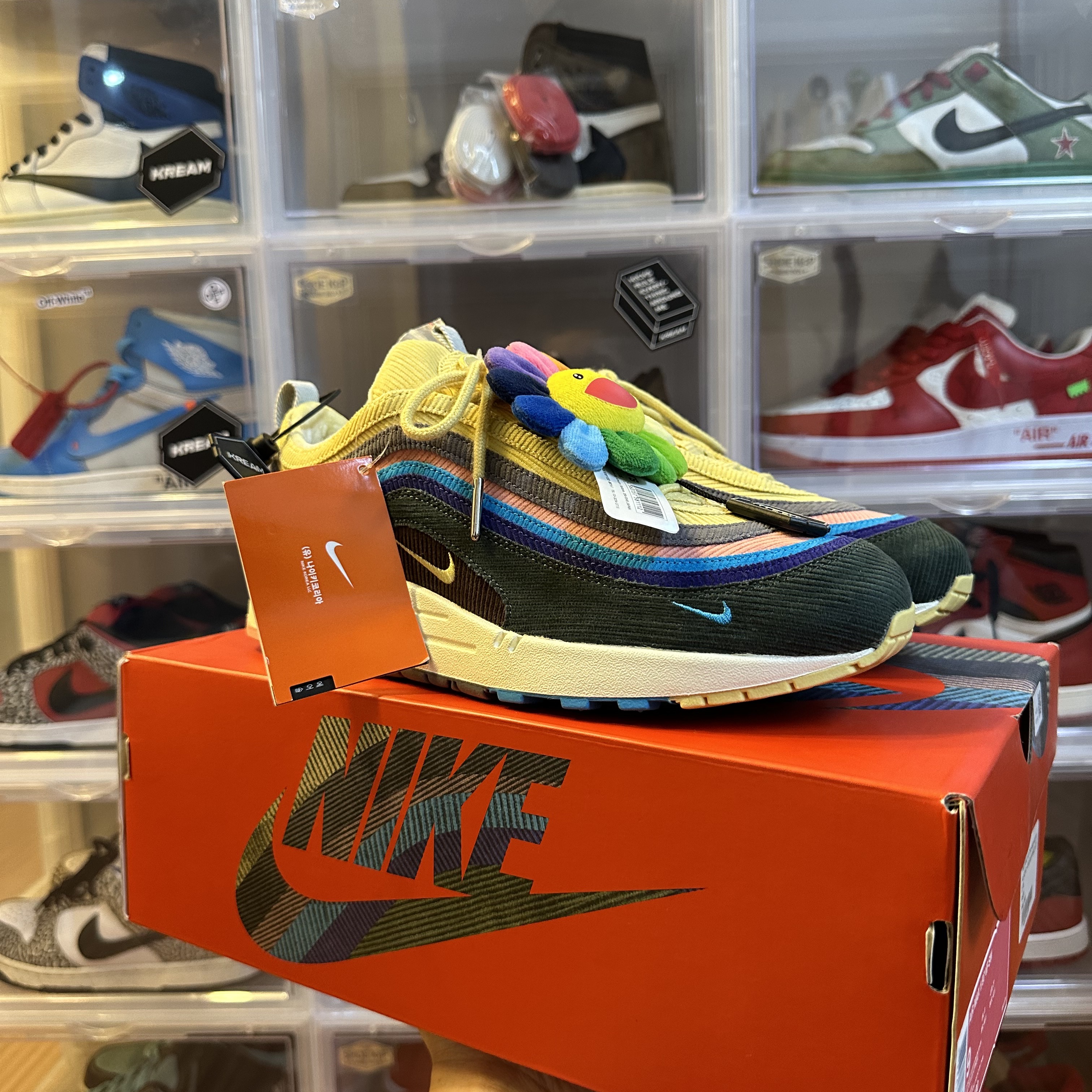Nike x Sean Wotherspoon Air Max 1/97, Jordan 1 x Travis Scott Retro High OG SP Mocha μ°©μ© μ€νμΌ
