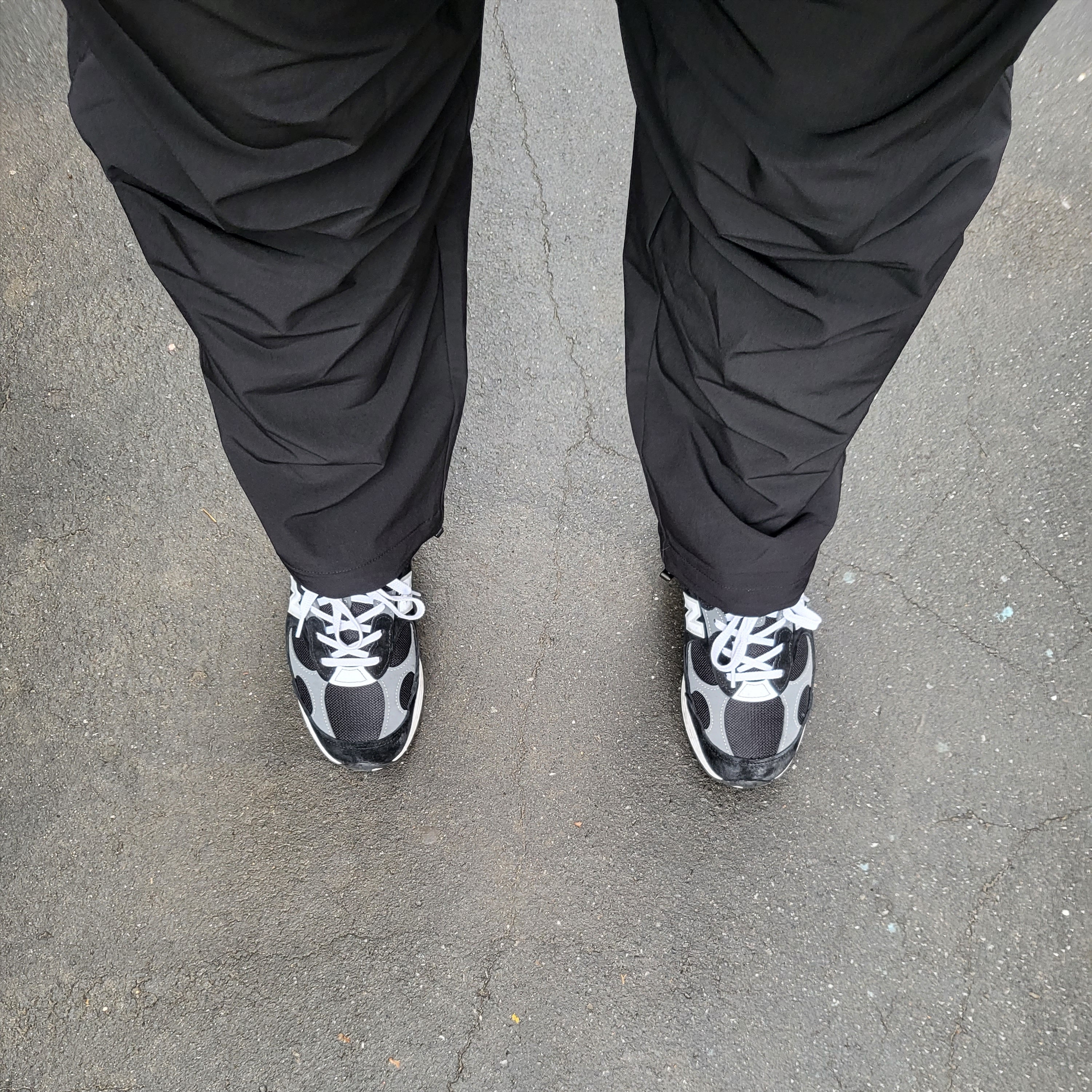 New Balance 992 Made in USA Black Grey 착용 스타일