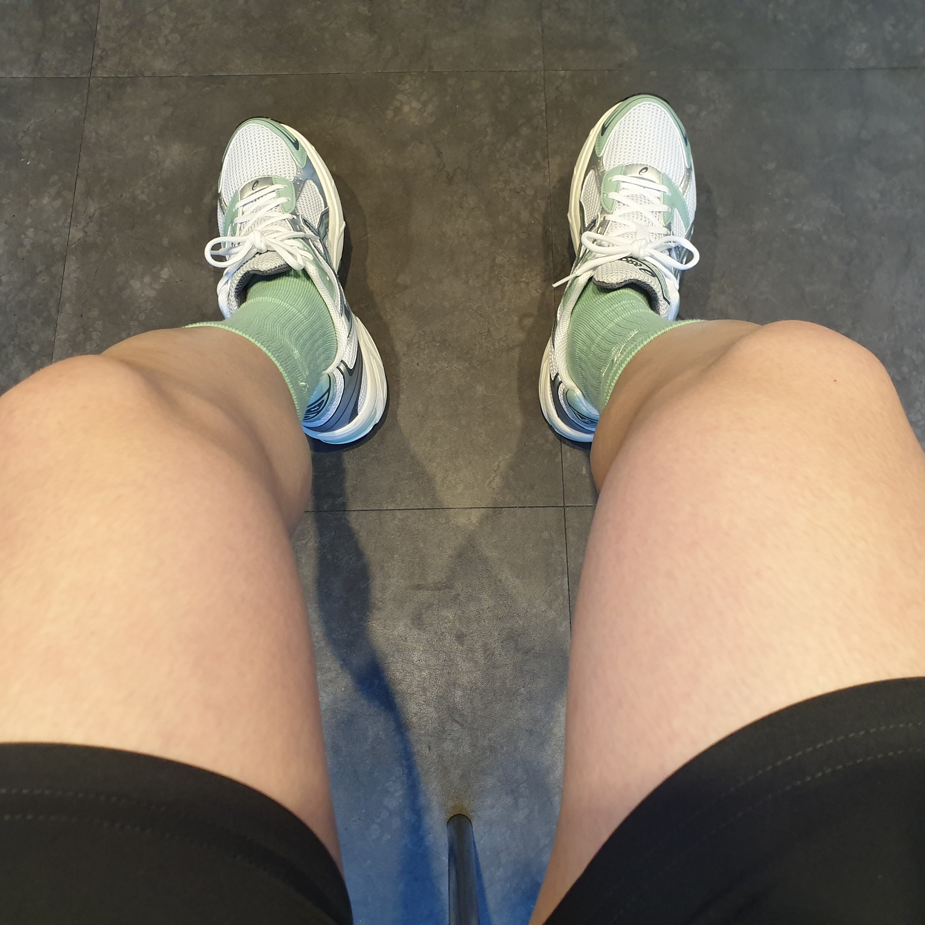 Asics x Naked Gel-1130 White Pure Silver 착용 스타일