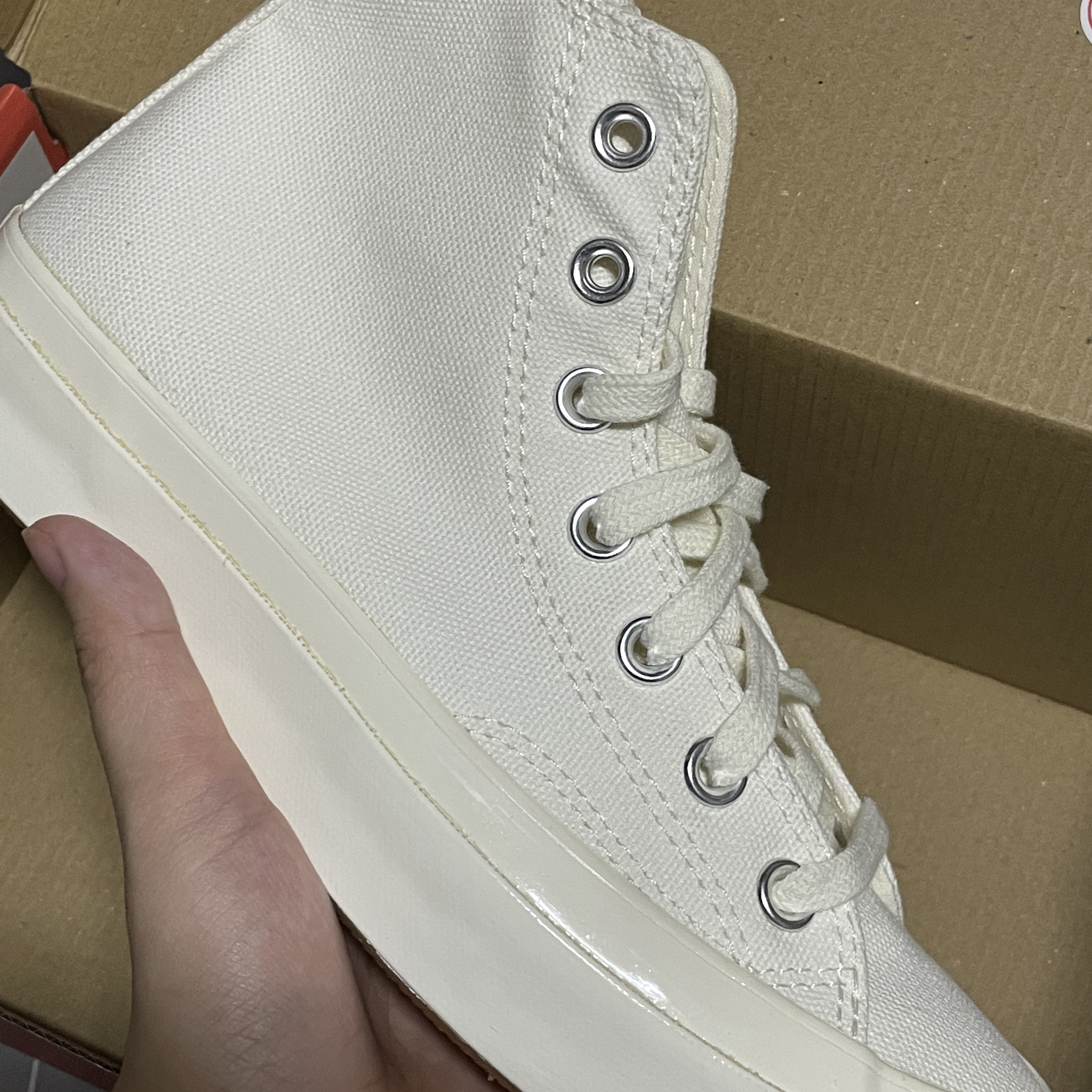 Converse x Devin Booker Chuck 70 High Egret 착용 스타일 - 2