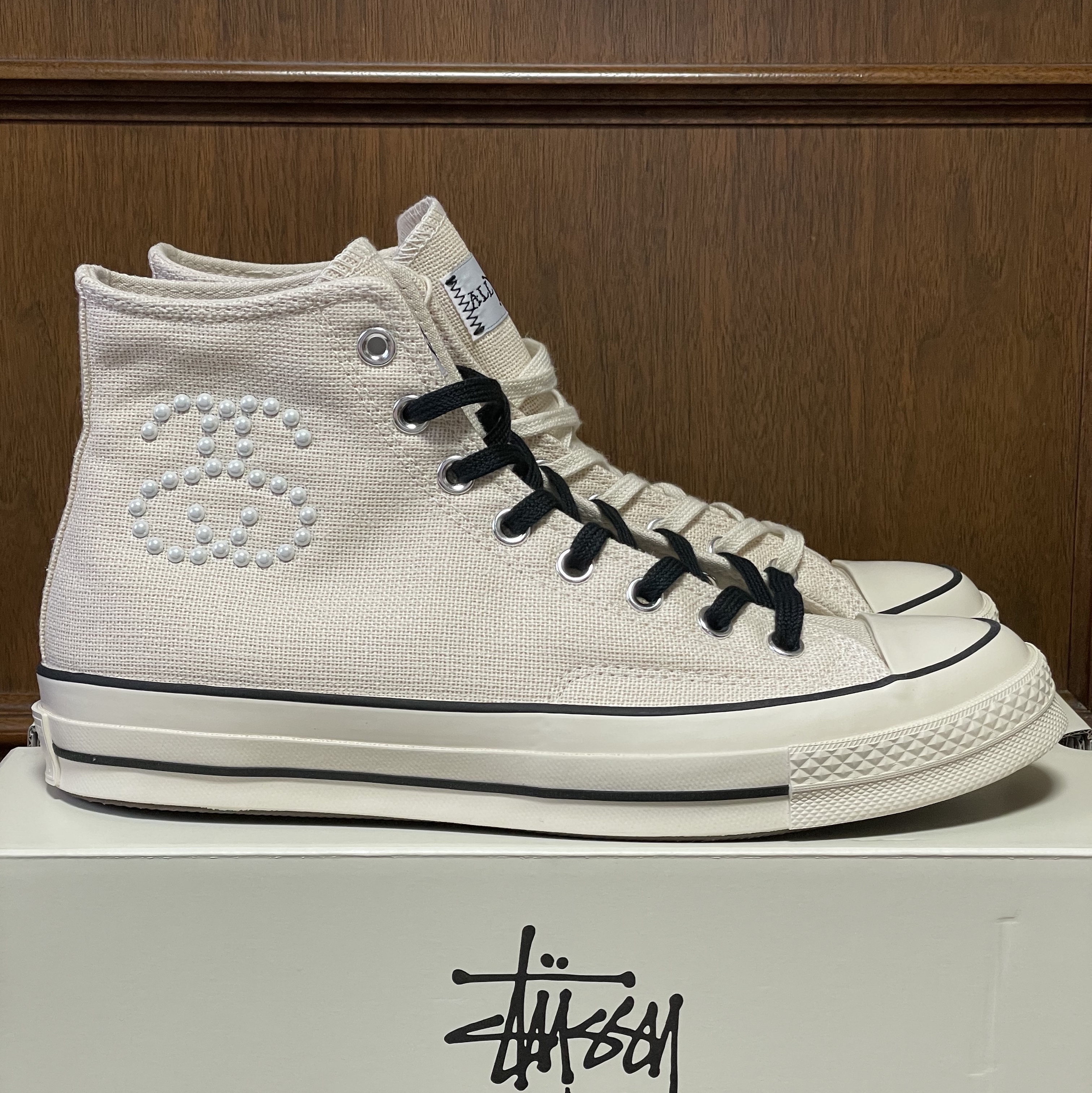Converse x Stussy Chuck 70 High Natural Ivory 착용 스타일 - 2
