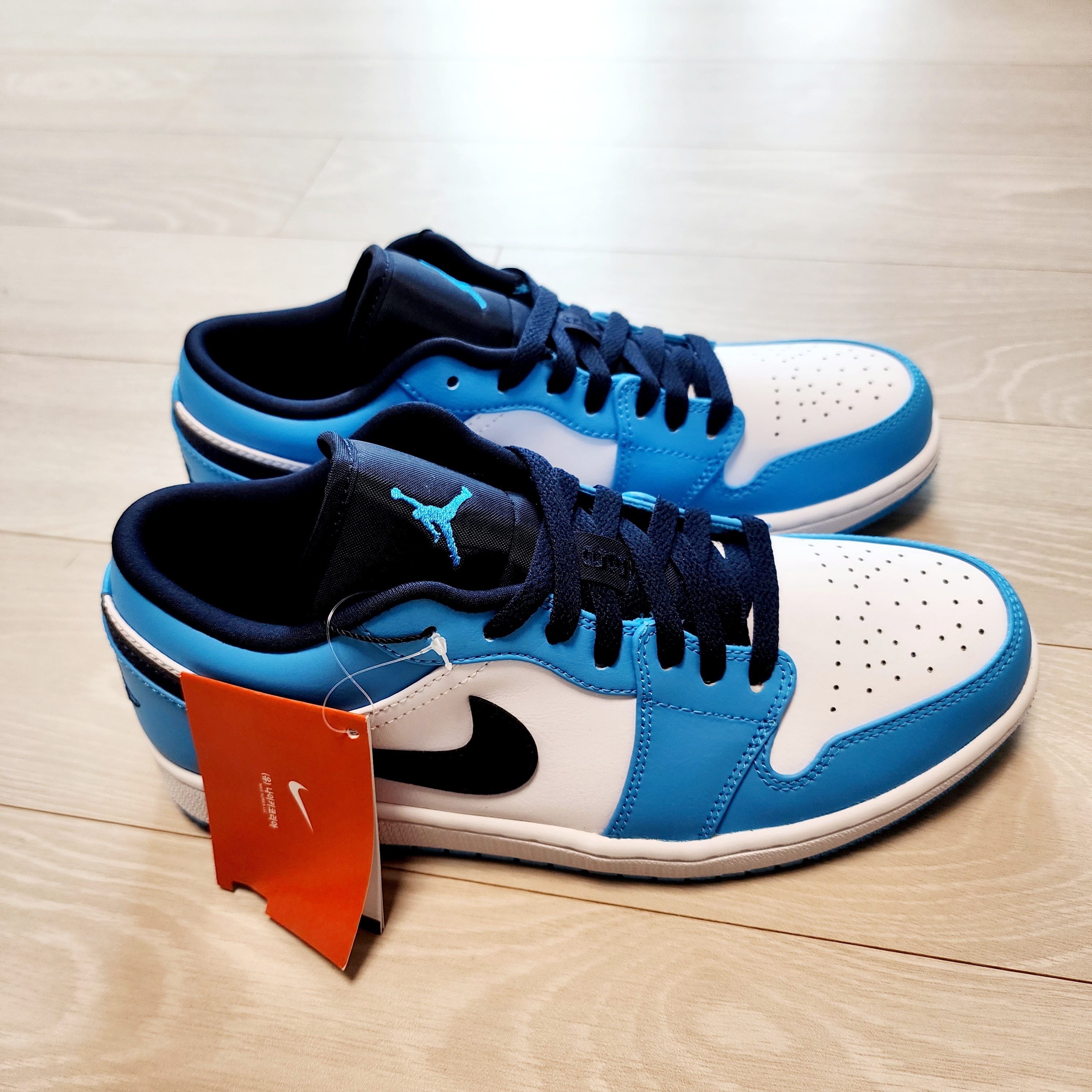 Jordan 1 Low Dark Powder Blue 착용 스타일
