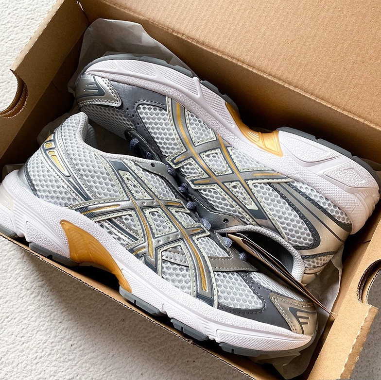 Asics Gel-1130 Polar Shade Pure Silver 착용 스타일