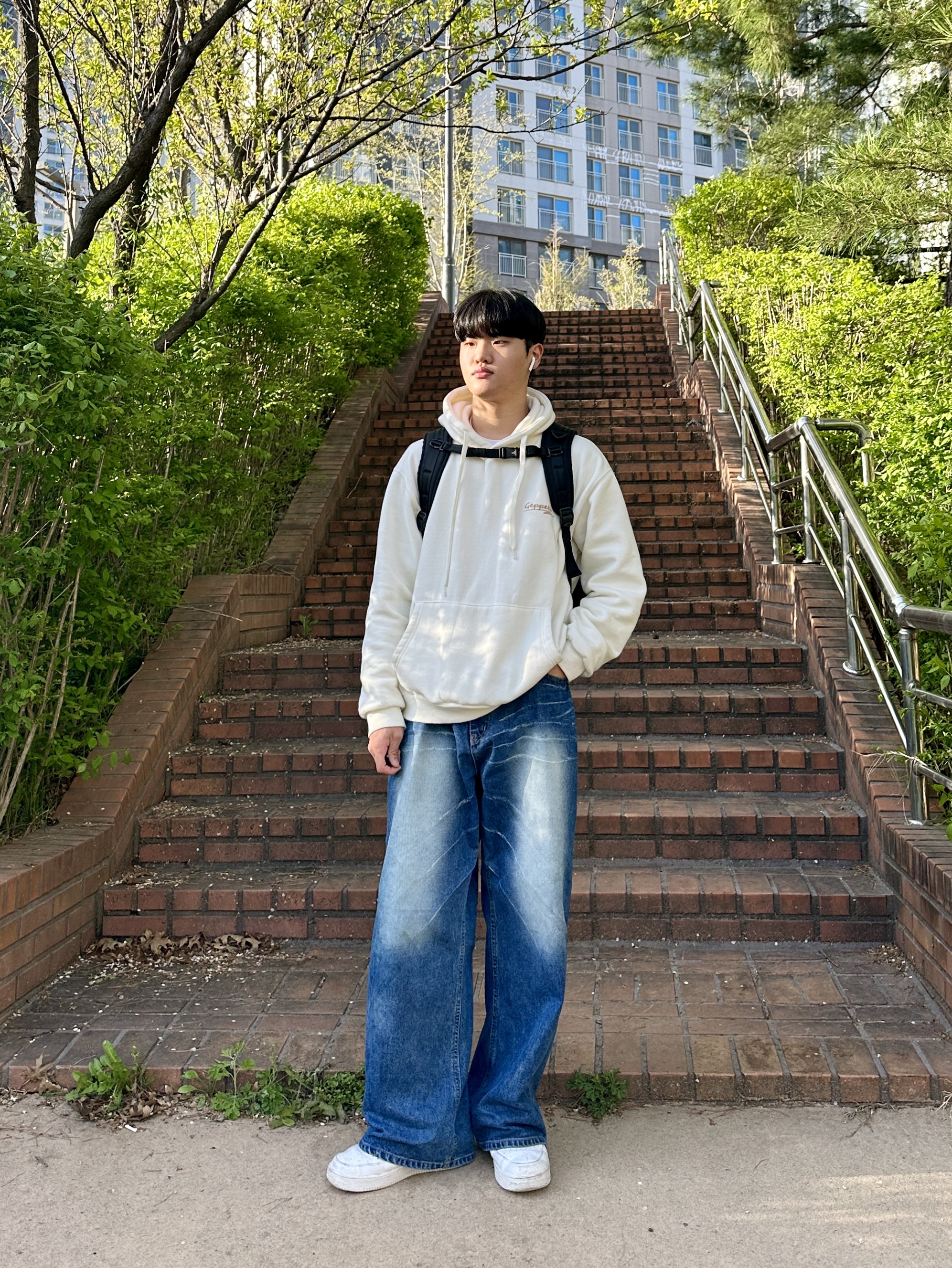 Nike Air Force 1 '07 Low White 착용 스타일 - 4