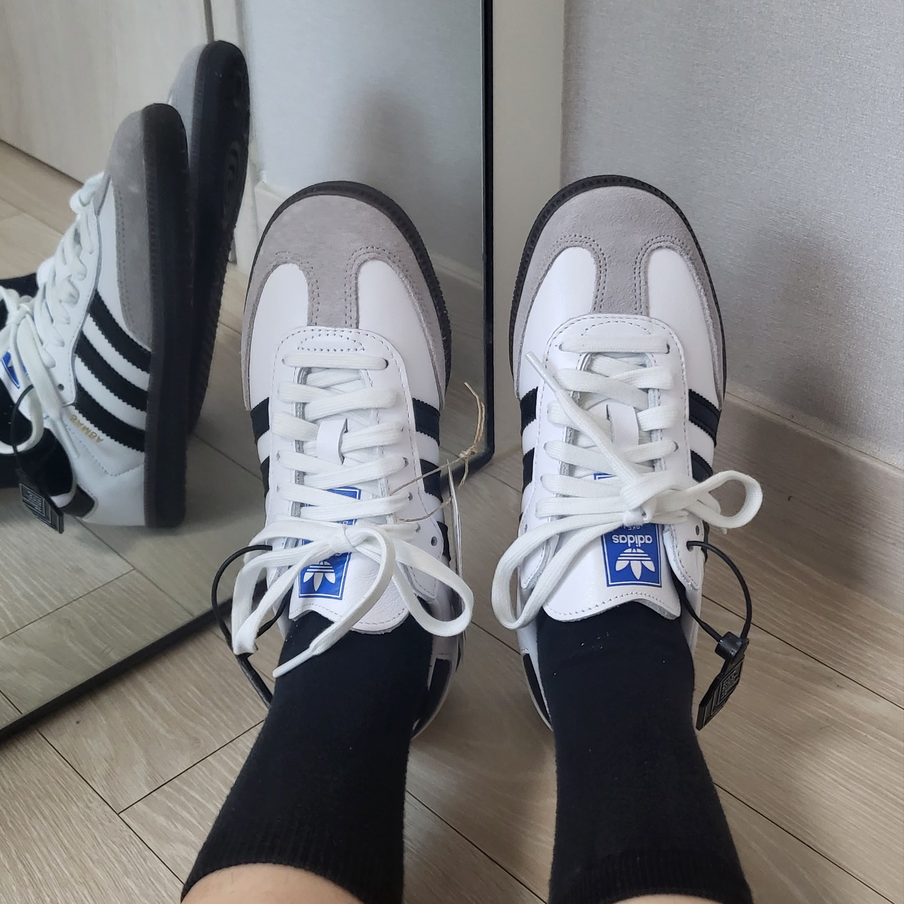 Adidas Samba OG Cloud White 착용 스타일 - 3