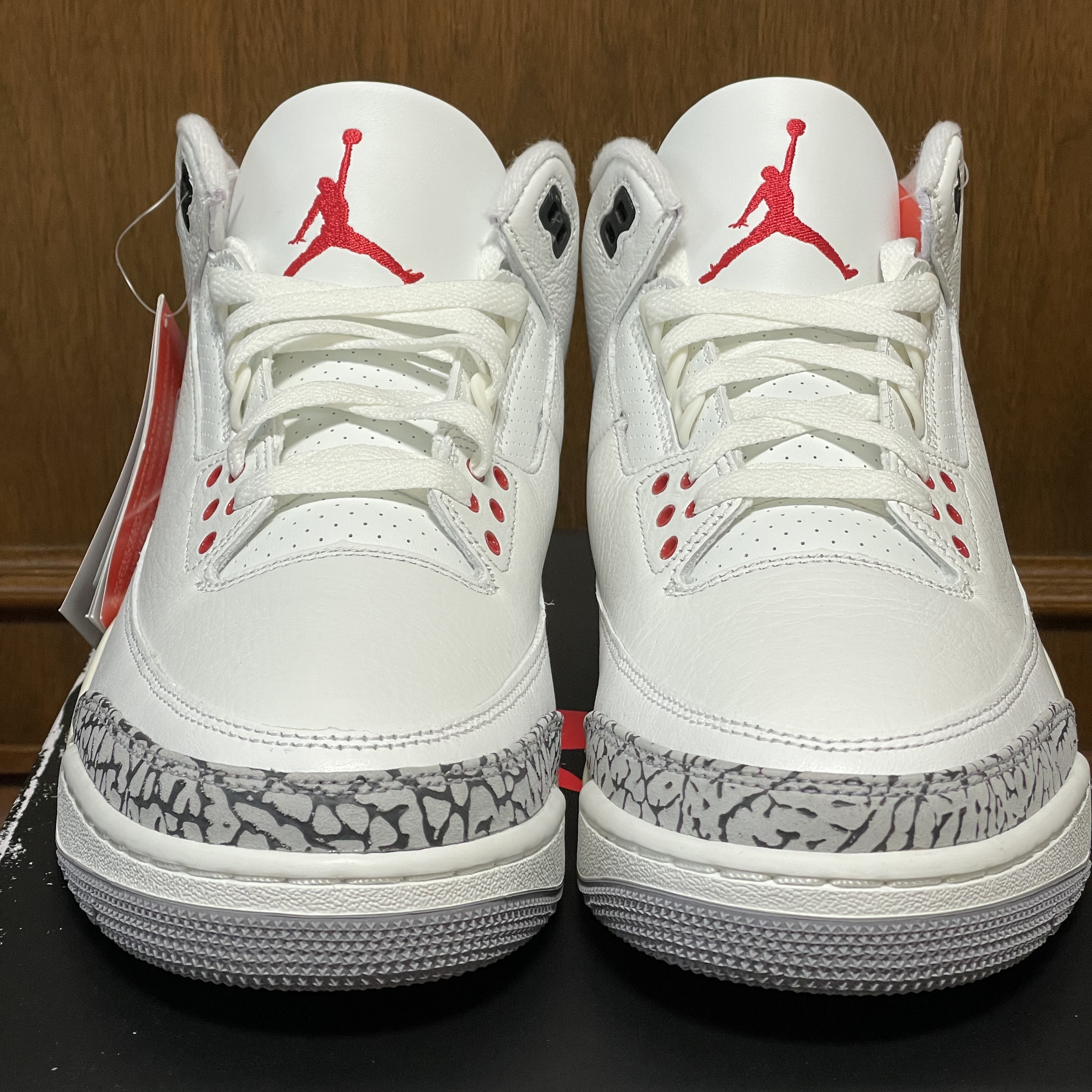 Jordan 3 Retro White Cement Reimagined 착용 스타일 - 3