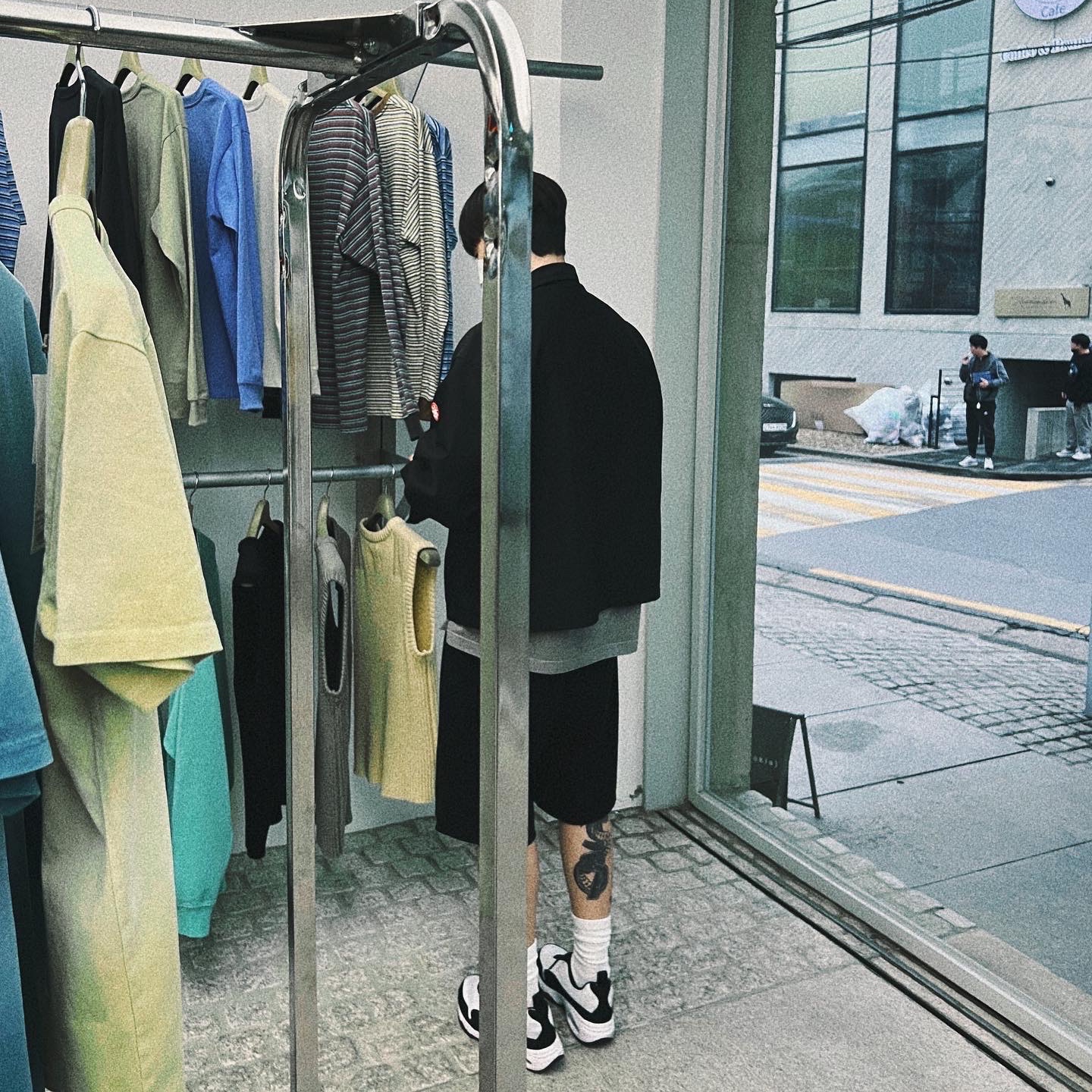 Nike x Comme des Garcons Homme Plus Air Max Sunder SP White Black 착용 스타일 - 2