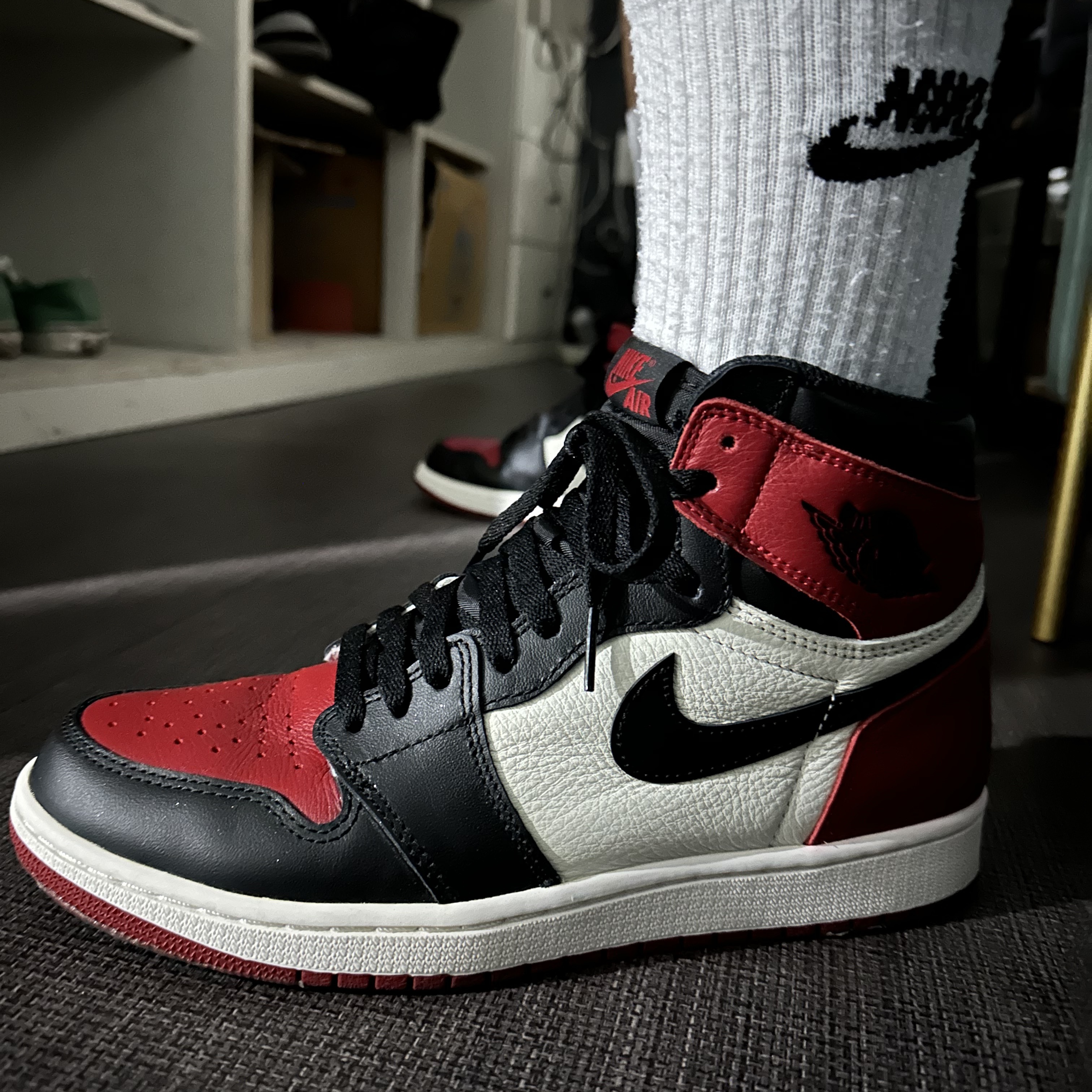 Jordan 1 Retro High OG Bred Toe 착용 스타일