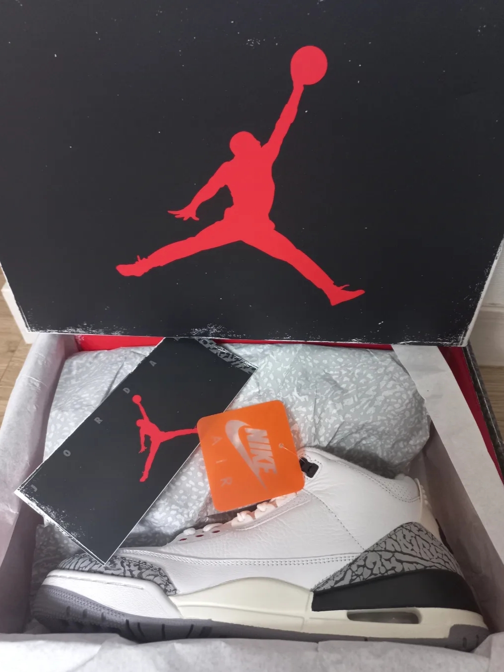 Jordan 3 Retro White Cement Reimagined, (GS) Jordan 3 Retro White Cement Reimagined 착용 스타일 - 3