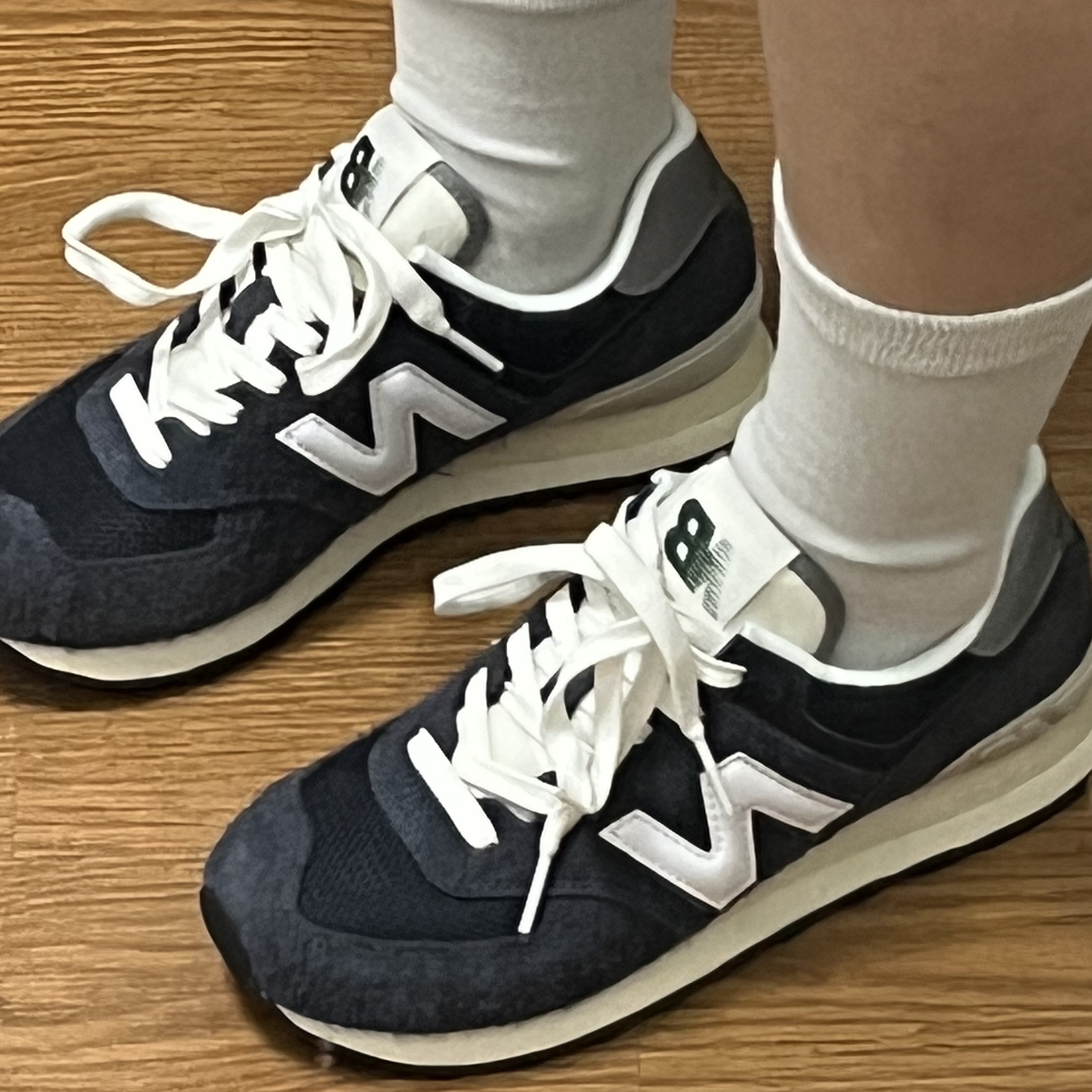 New Balance 574 Heritage Navy 착용 스타일