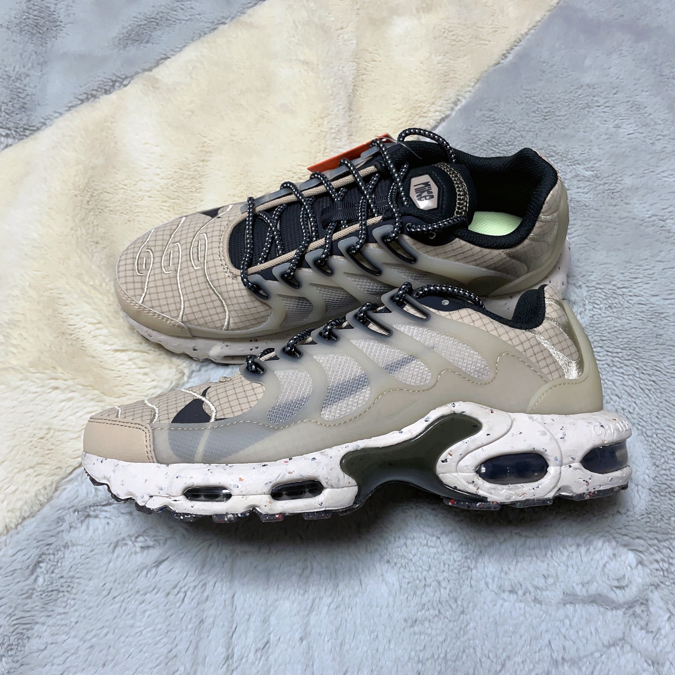 Nike Air Max Terrascape Plus Rattan 착용 스타일 - 2