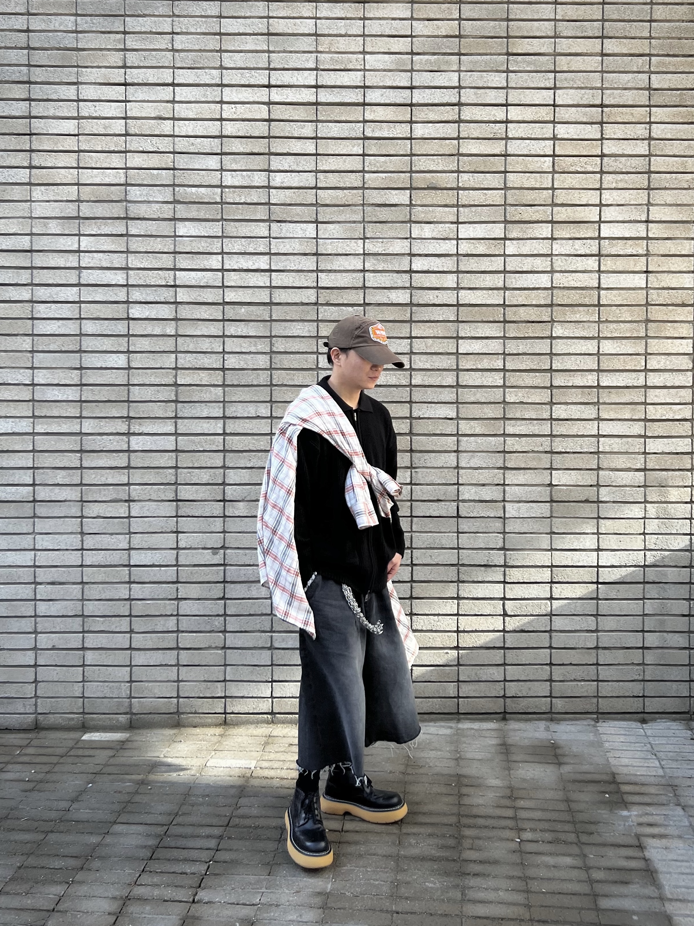 Our Legacy Borrowed BD Shirt Off White Orange Memory Check, (W) Bottega Veneta Bounce Ankle Boots All Spice 착용 스타일 - 4