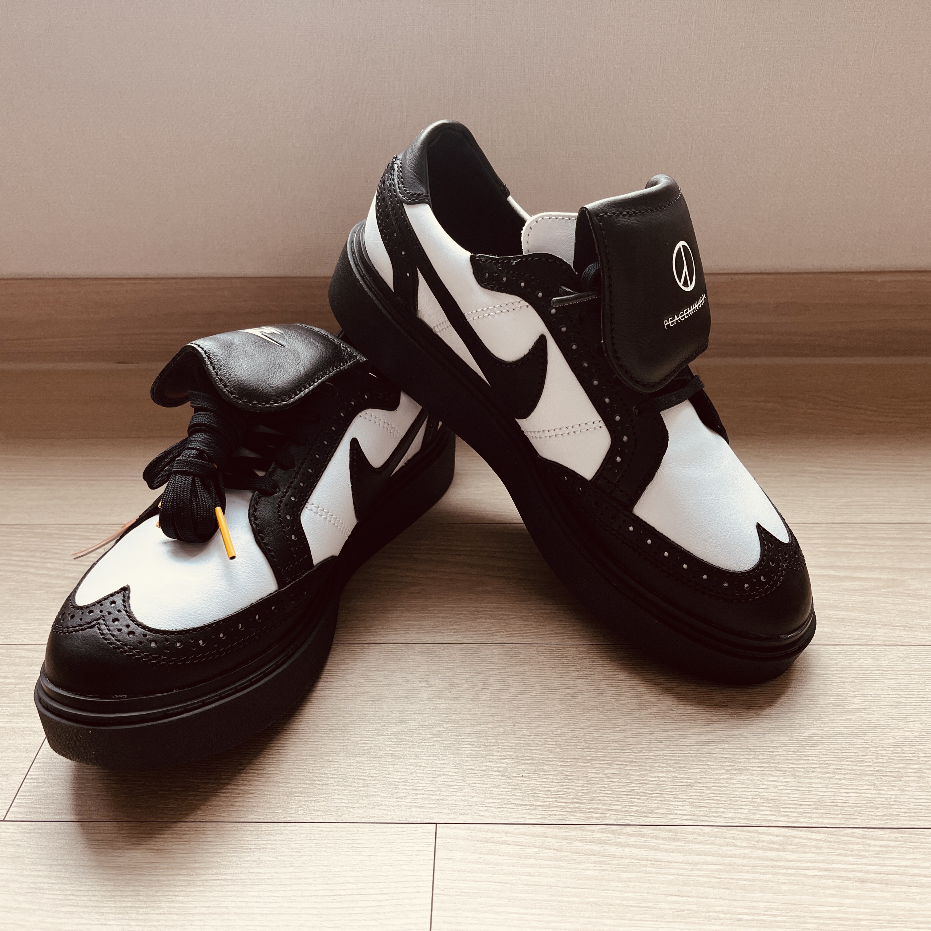 Nike x Peaceminusone Kwondo1 Black and White 착용 스타일