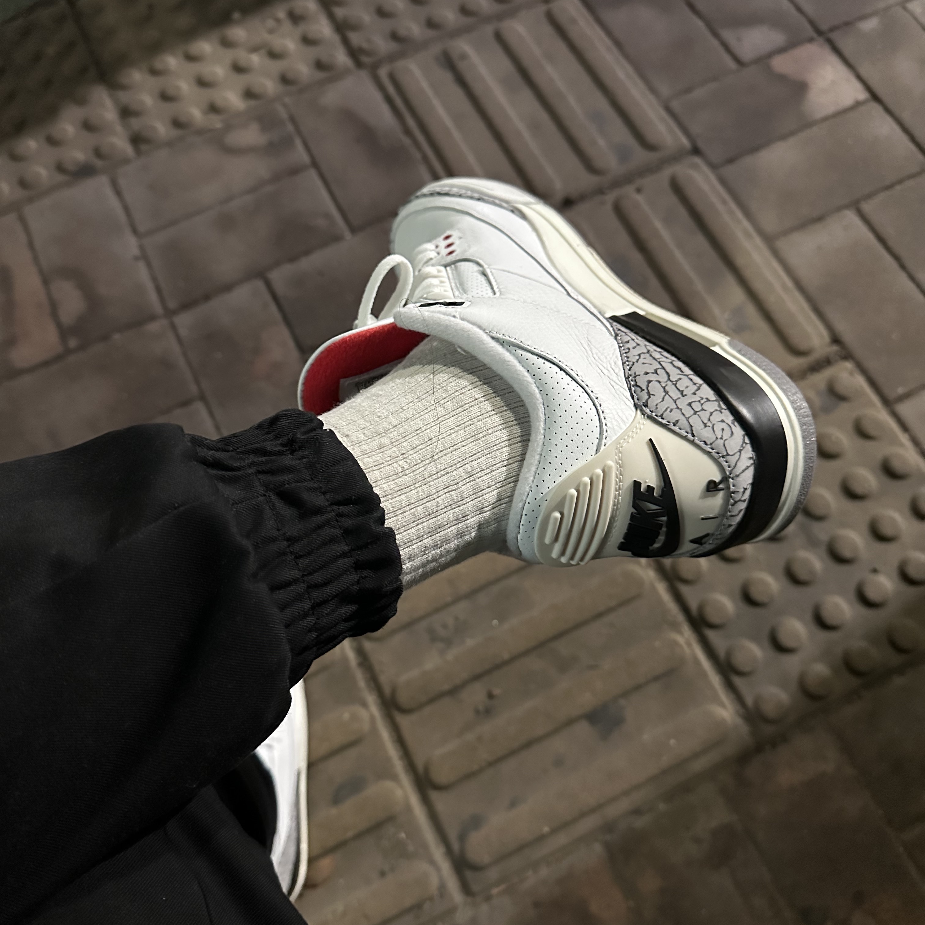 Jordan 3 Retro White Cement Reimagined 착용 스타일