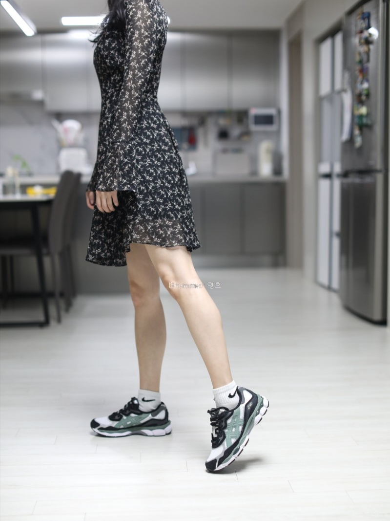 Asics Gel-NYC White Ivy 착용 스타일 - 1