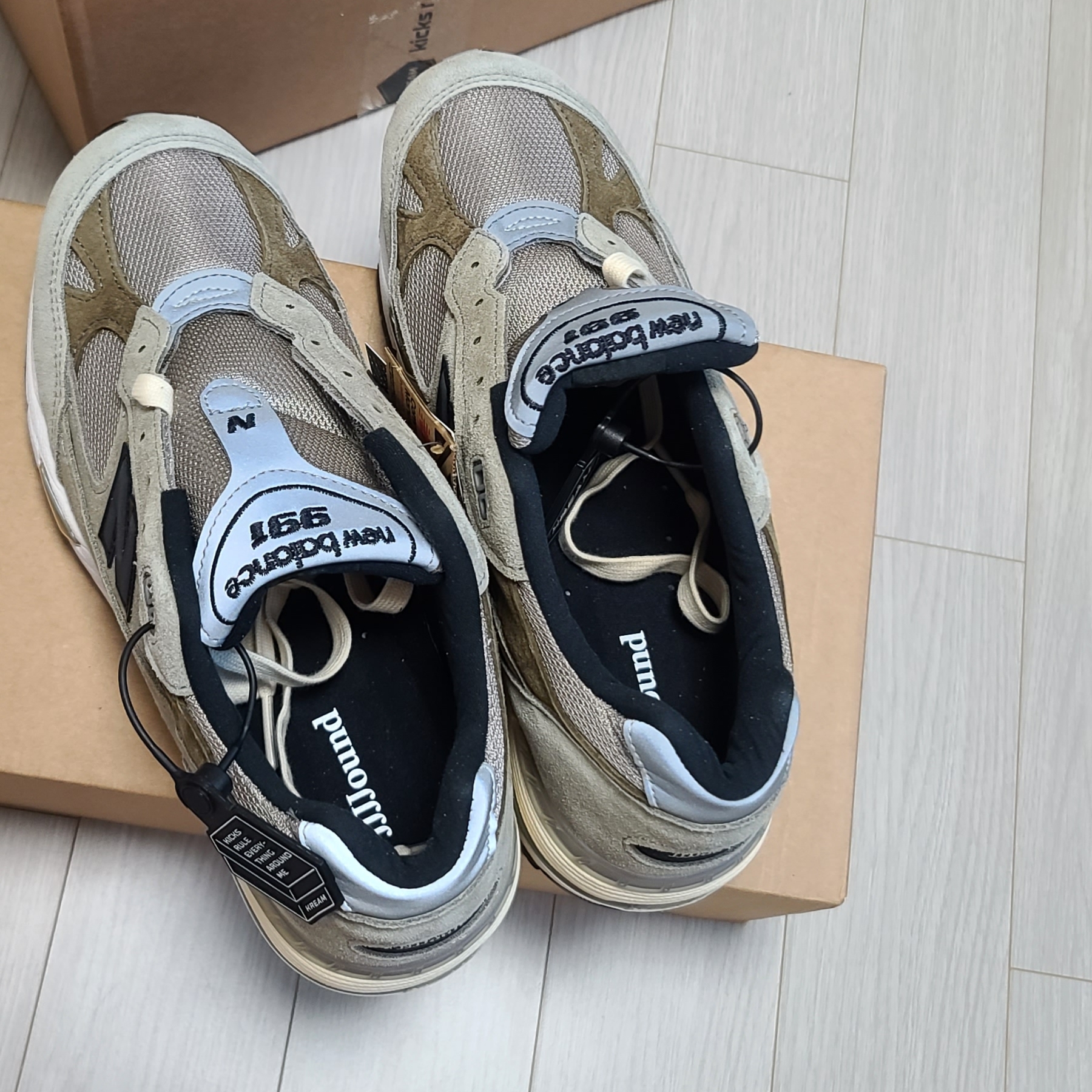 New Balance x JJJJound 991 Made in UK Grey 착용 스타일 - 1