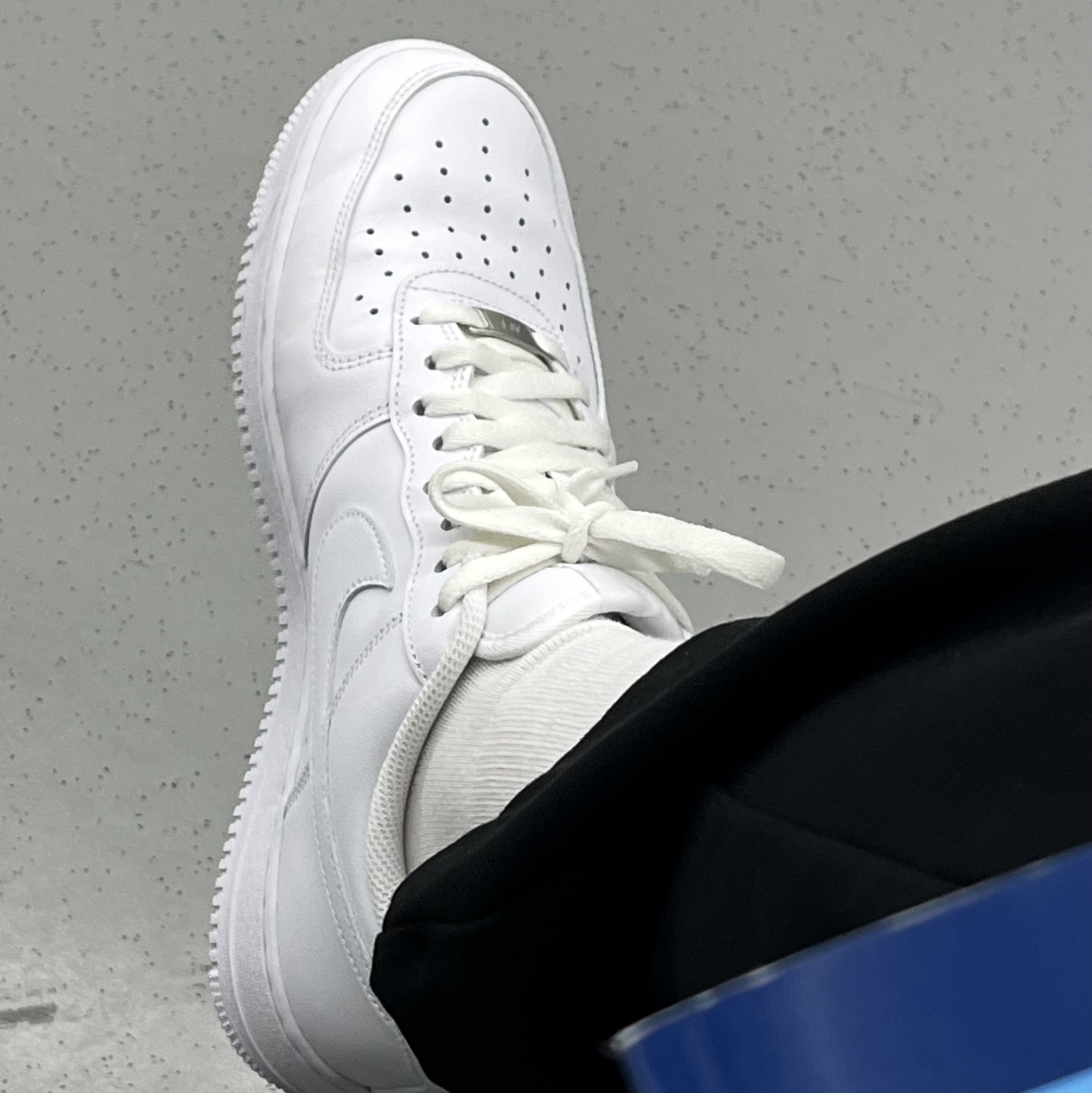 Nike Air Force 1 '07 Low White 착용 스타일