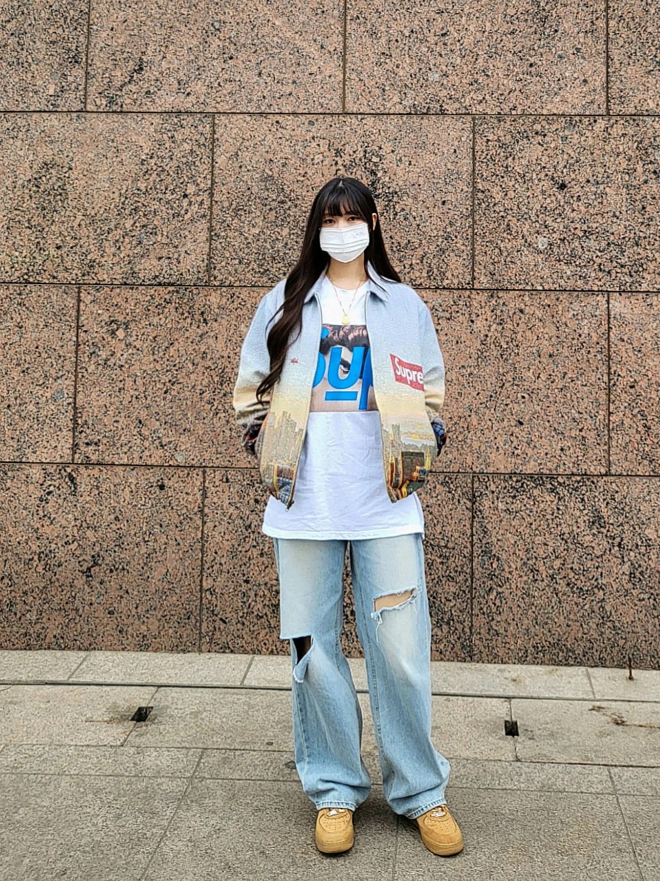 Supreme x Undercover Face T-Shirt White - 23SS, Supreme Aerial Tapestry Harrington Jacket - 20FW 착용 스타일 - 1