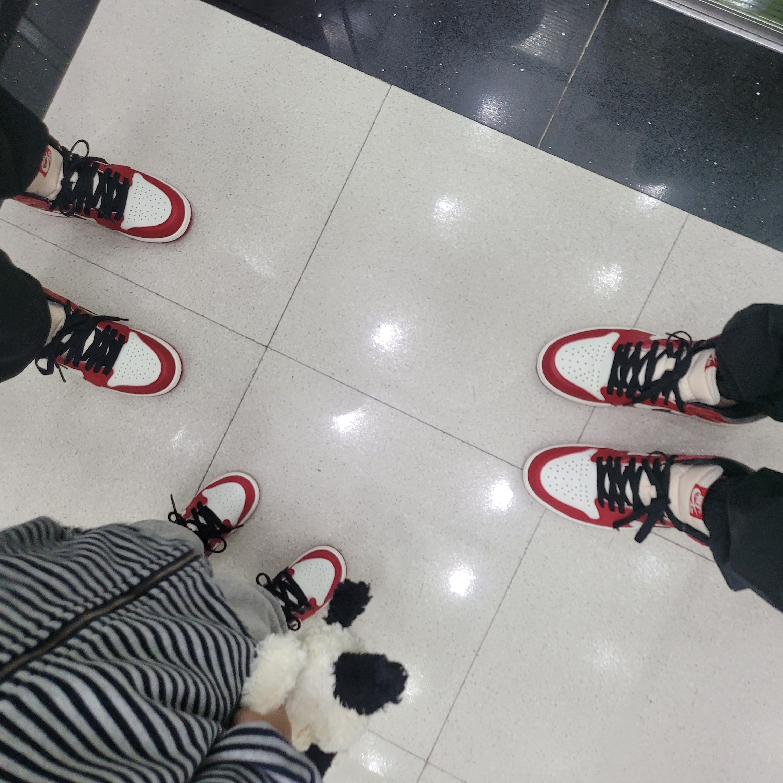 (TD) Jordan 1 Retro High OG Chicago 2022, Jordan 1 Retro High OG Chicago 2022 착용 스타일