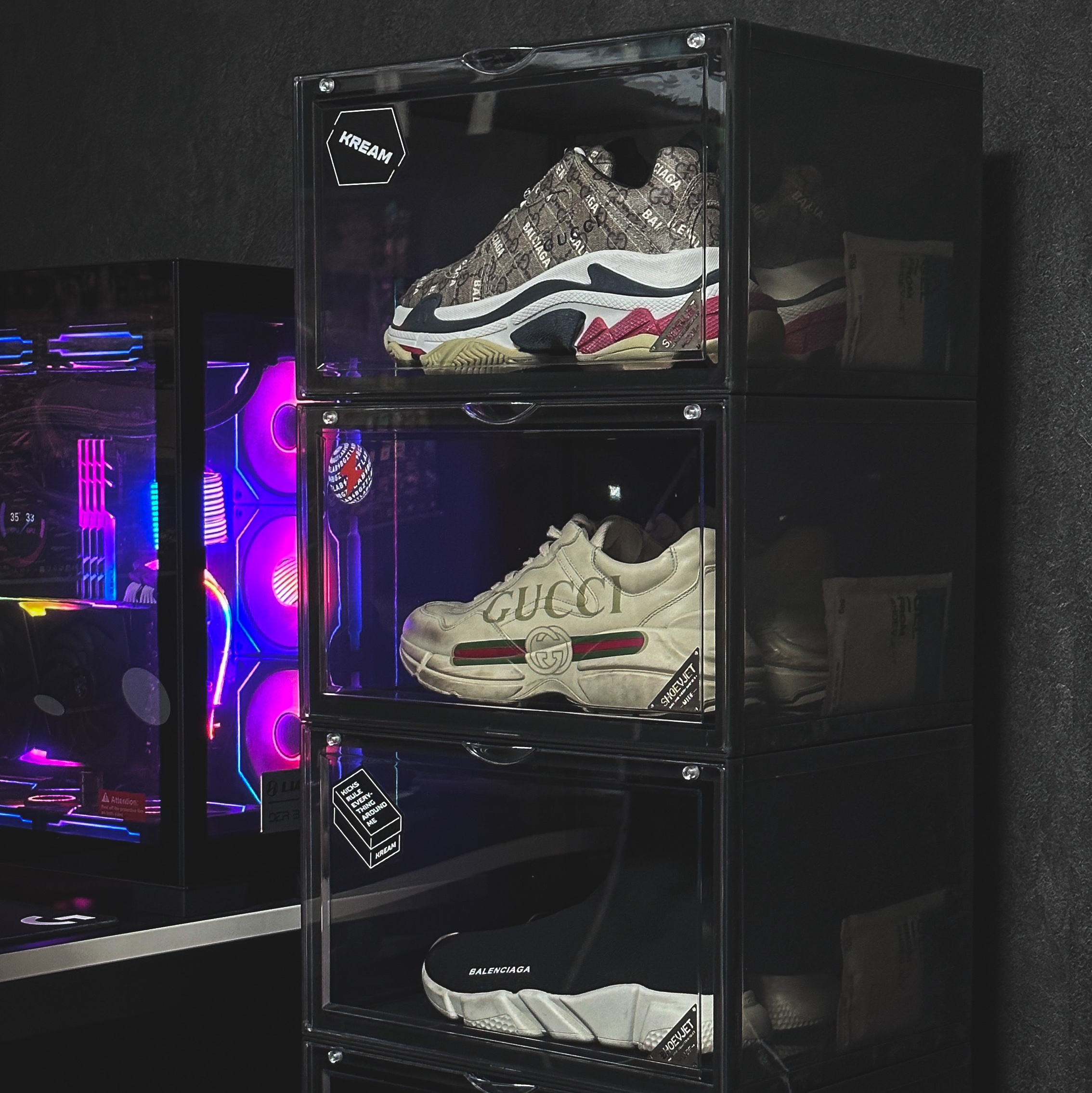 Balenciaga x Gucci The Hacker Project Triple S Sneakers Beige Ebony GG Supreme Black White Red, Gucci Rhyton Leather Sneakers Logo 착용 스타일