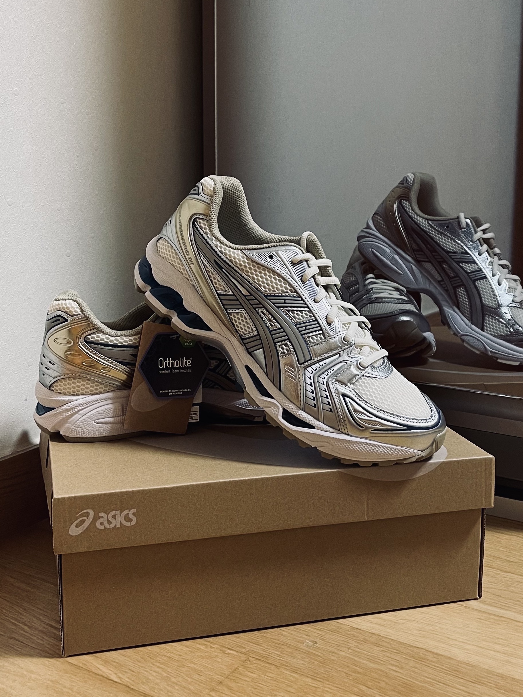 Asics Gel-Kayano 14 Monaco Blue Black 착용 스타일
