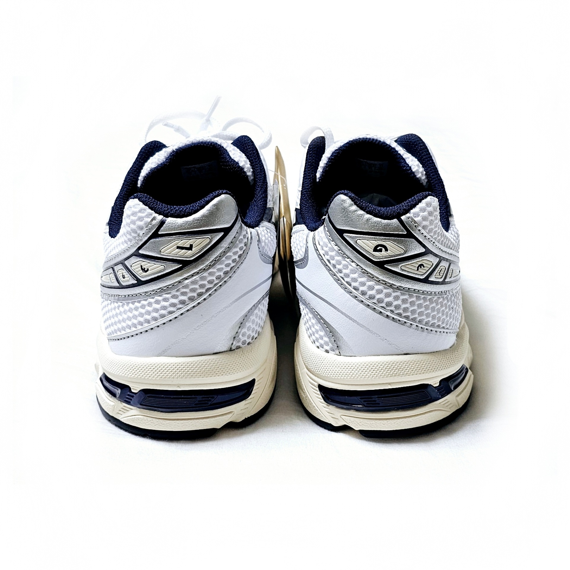 (W) Asics Gel-1130 White Midnight 착용 스타일 - 4