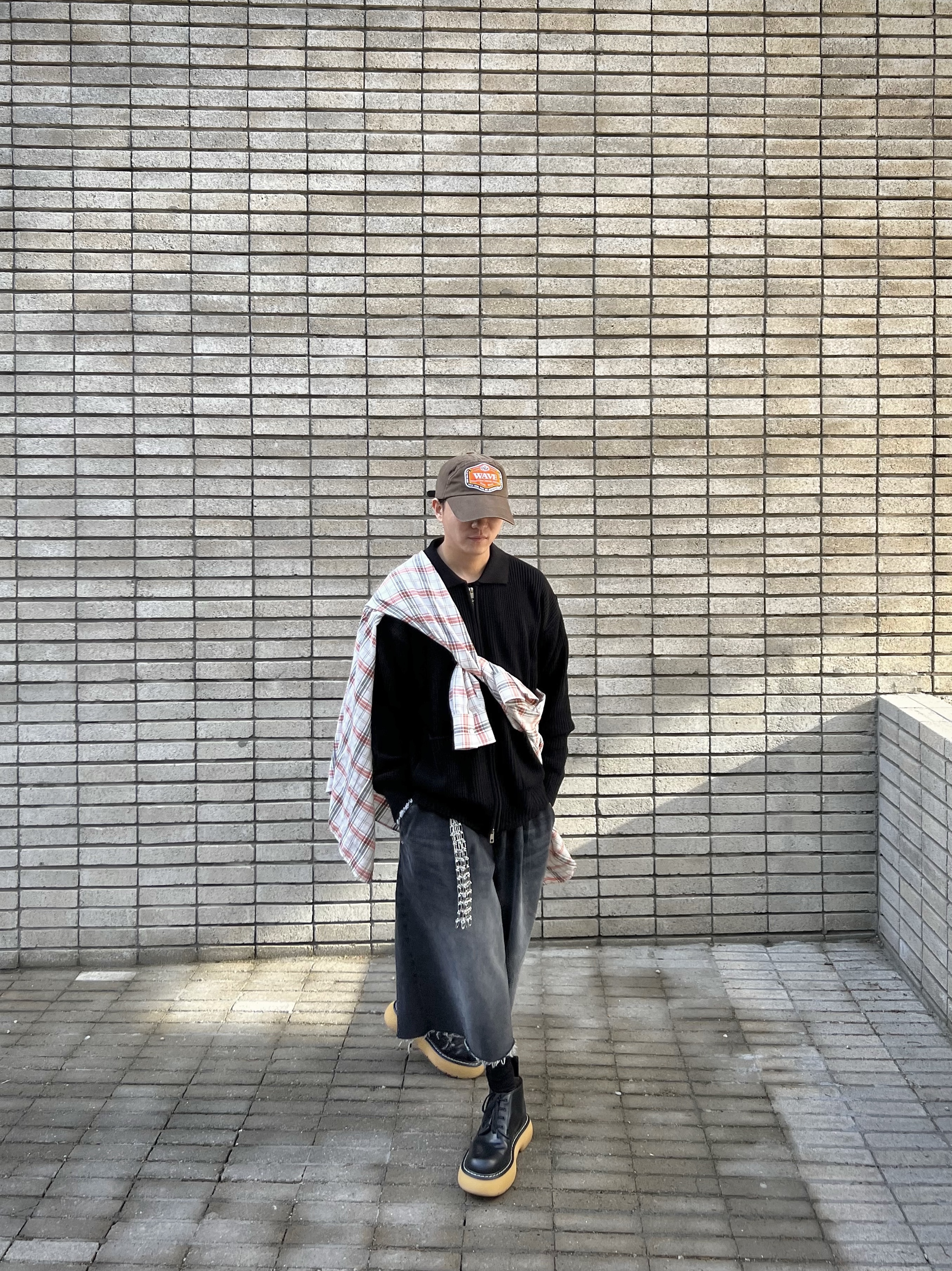 Our Legacy Borrowed BD Shirt Off White Orange Memory Check, (W) Bottega Veneta Bounce Ankle Boots All Spice 착용 스타일 - 1