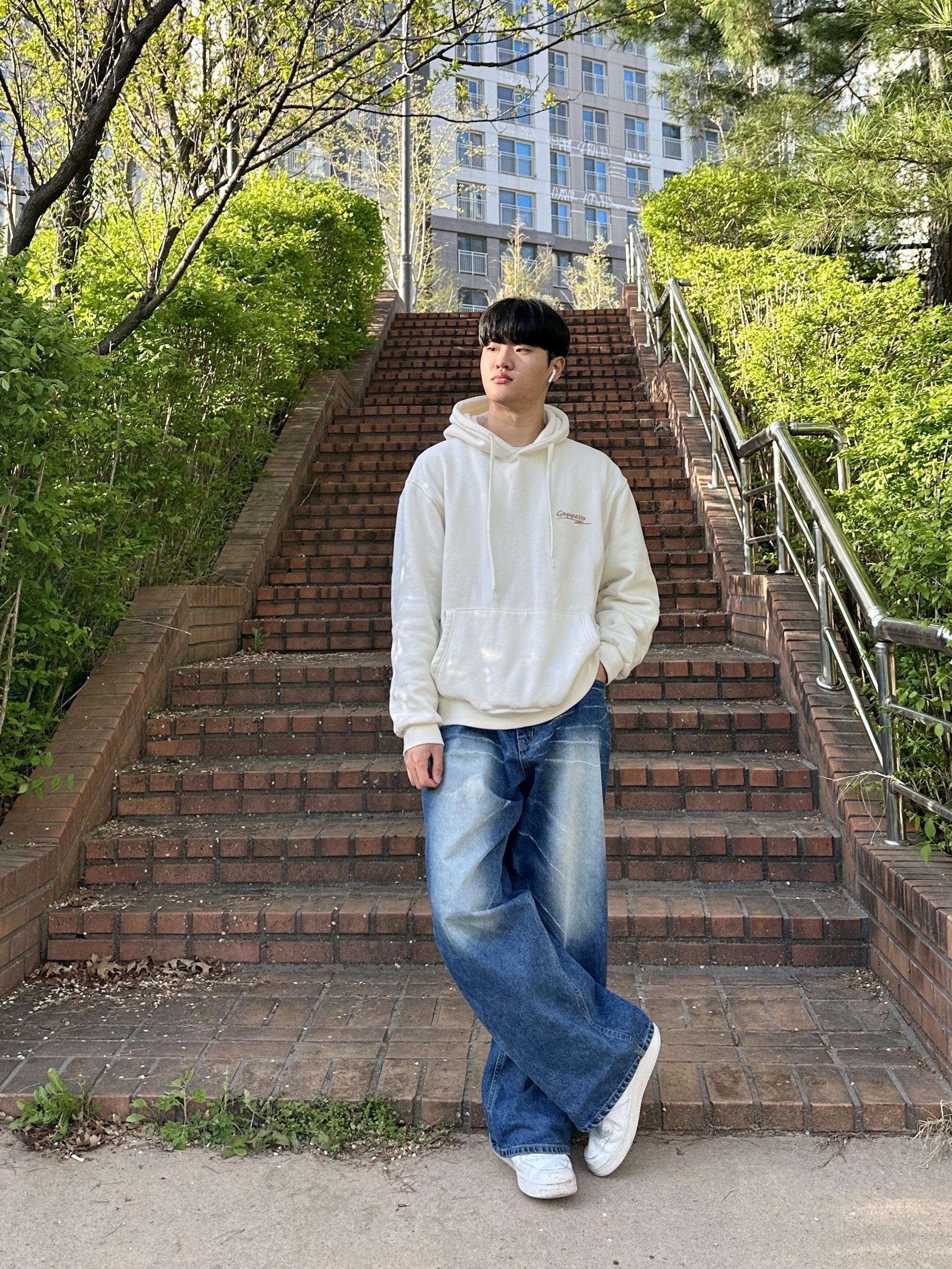 Nike Air Force 1 '07 Low White 착용 스타일 - 1