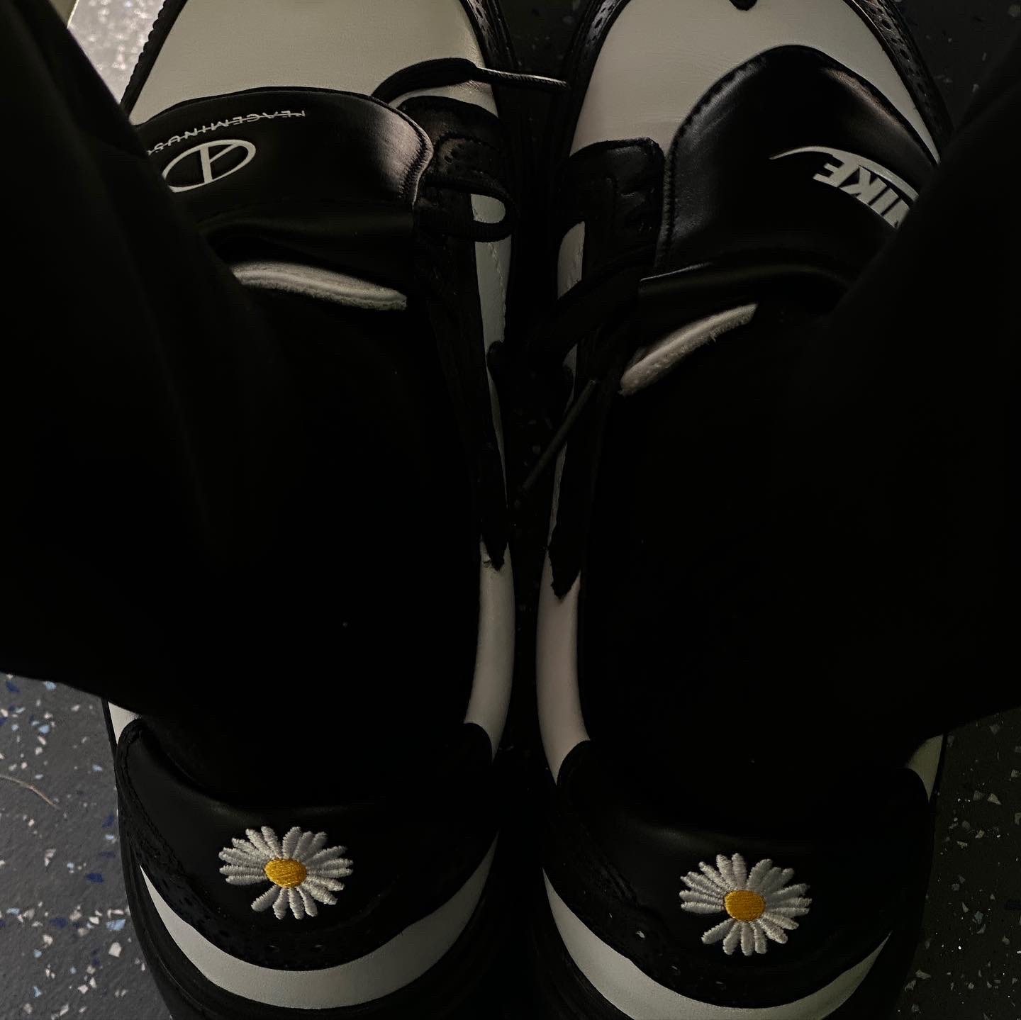 Nike x Peaceminusone Kwondo1 Black and White 착용 스타일 - 5