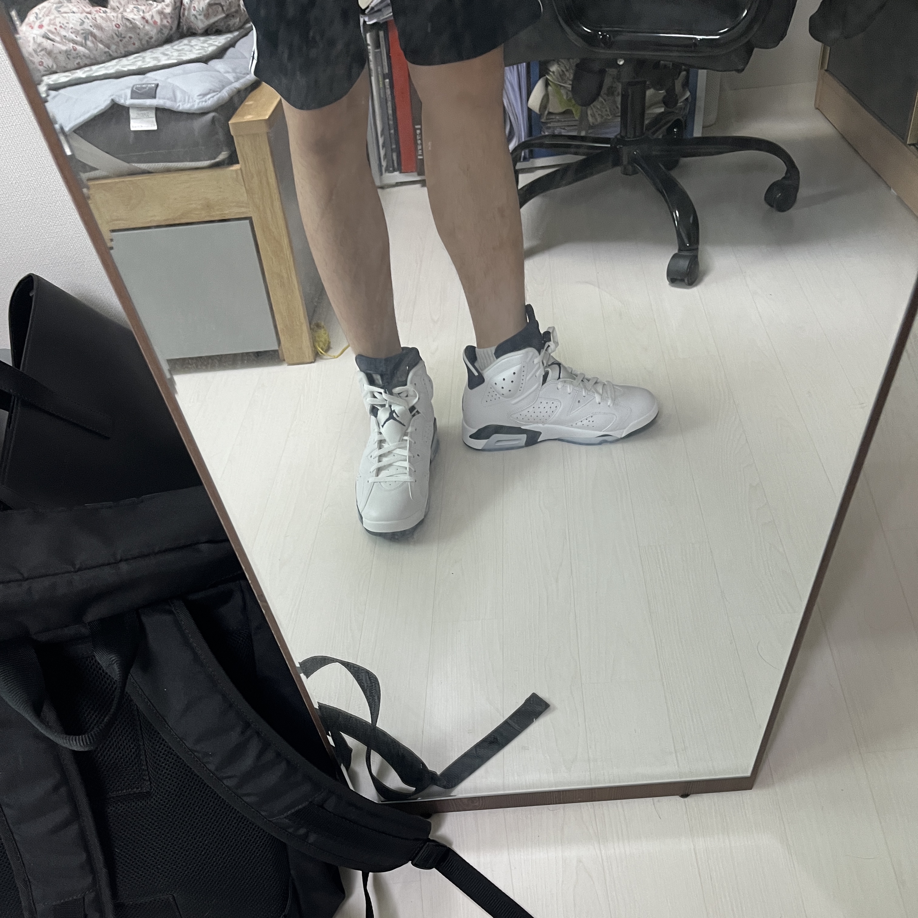 Jordan 6 Retro Midnight Navy 착용 스타일