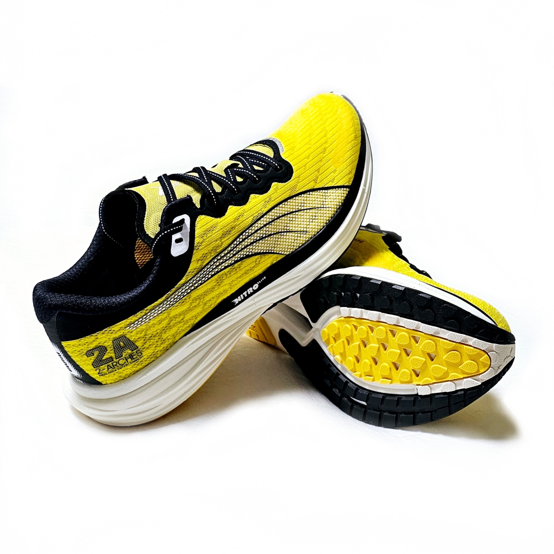 Puma x Balansa Deviate Nitro 2 Freesia Black 착용 스타일 - 2